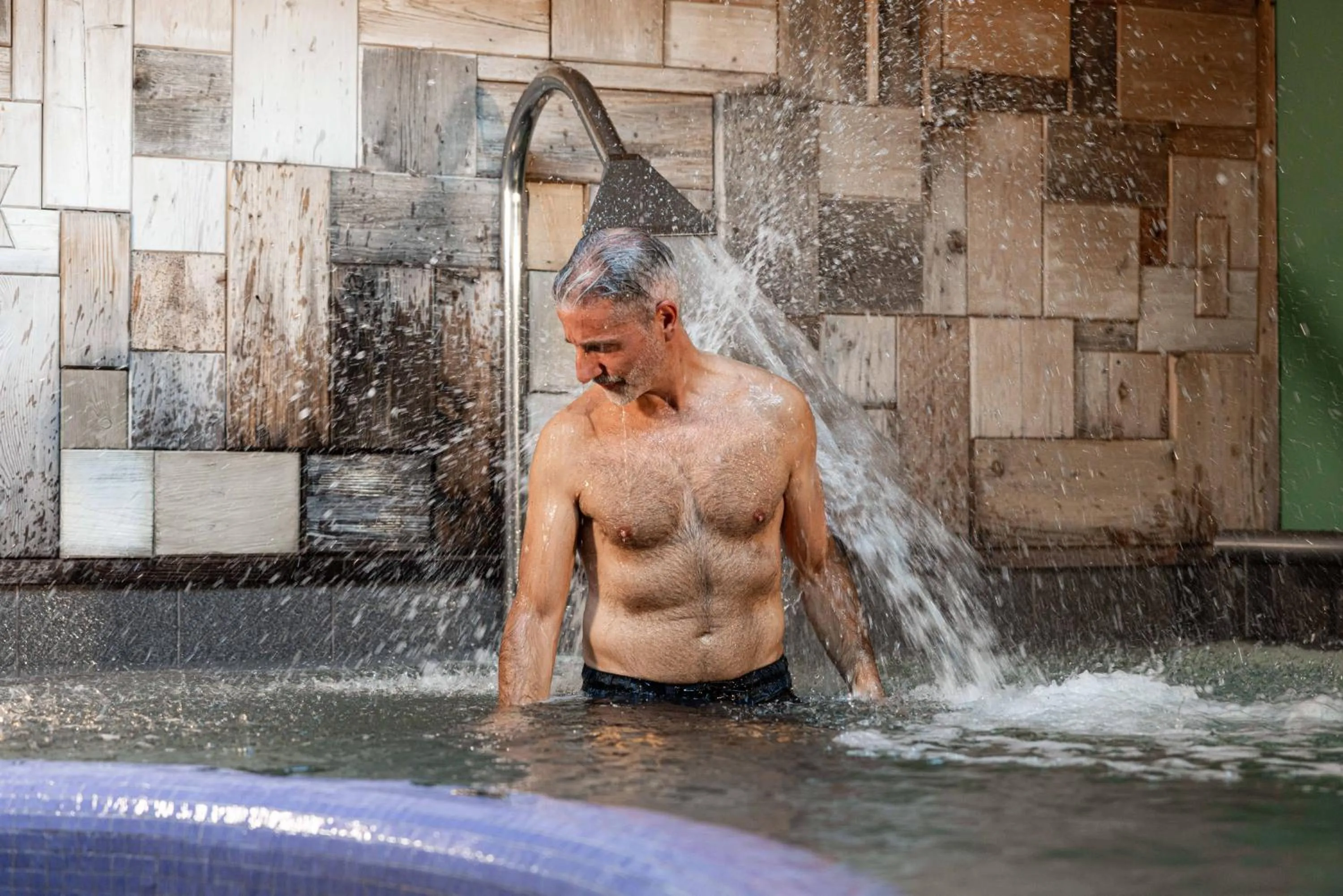 Swimming pool in Hotel Isolabella Wellness