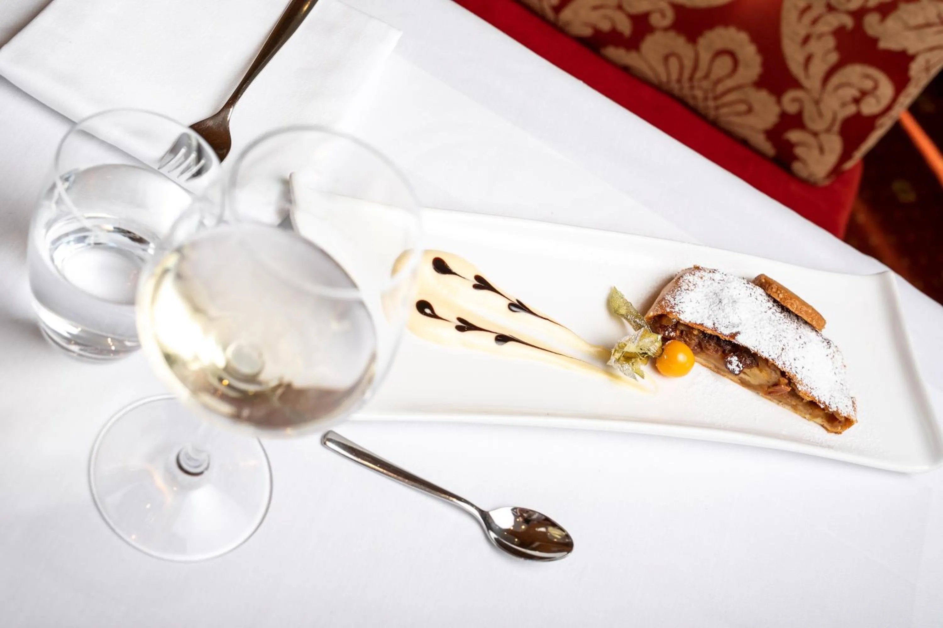 Restaurant/places to eat in Hotel Isolabella Wellness