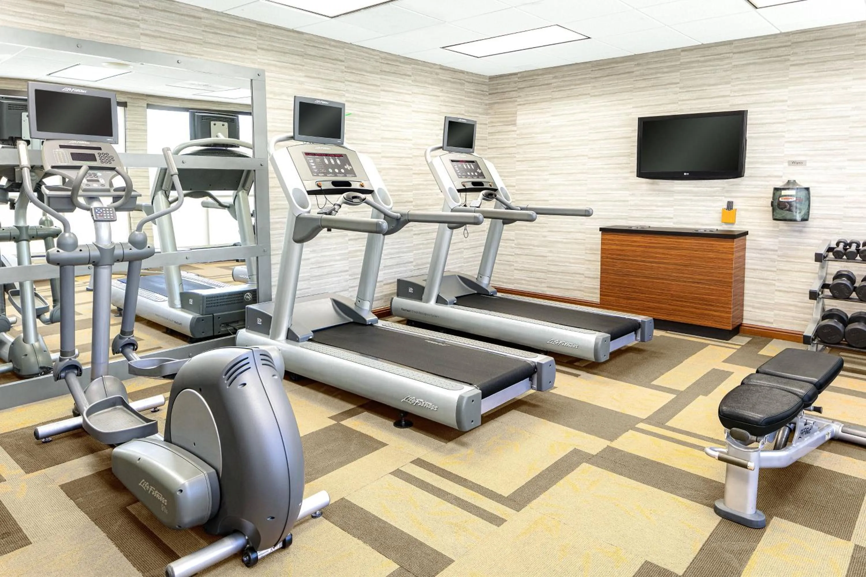 Fitness centre/facilities in Courtyard Bethlehem Lehigh Valley/I-78