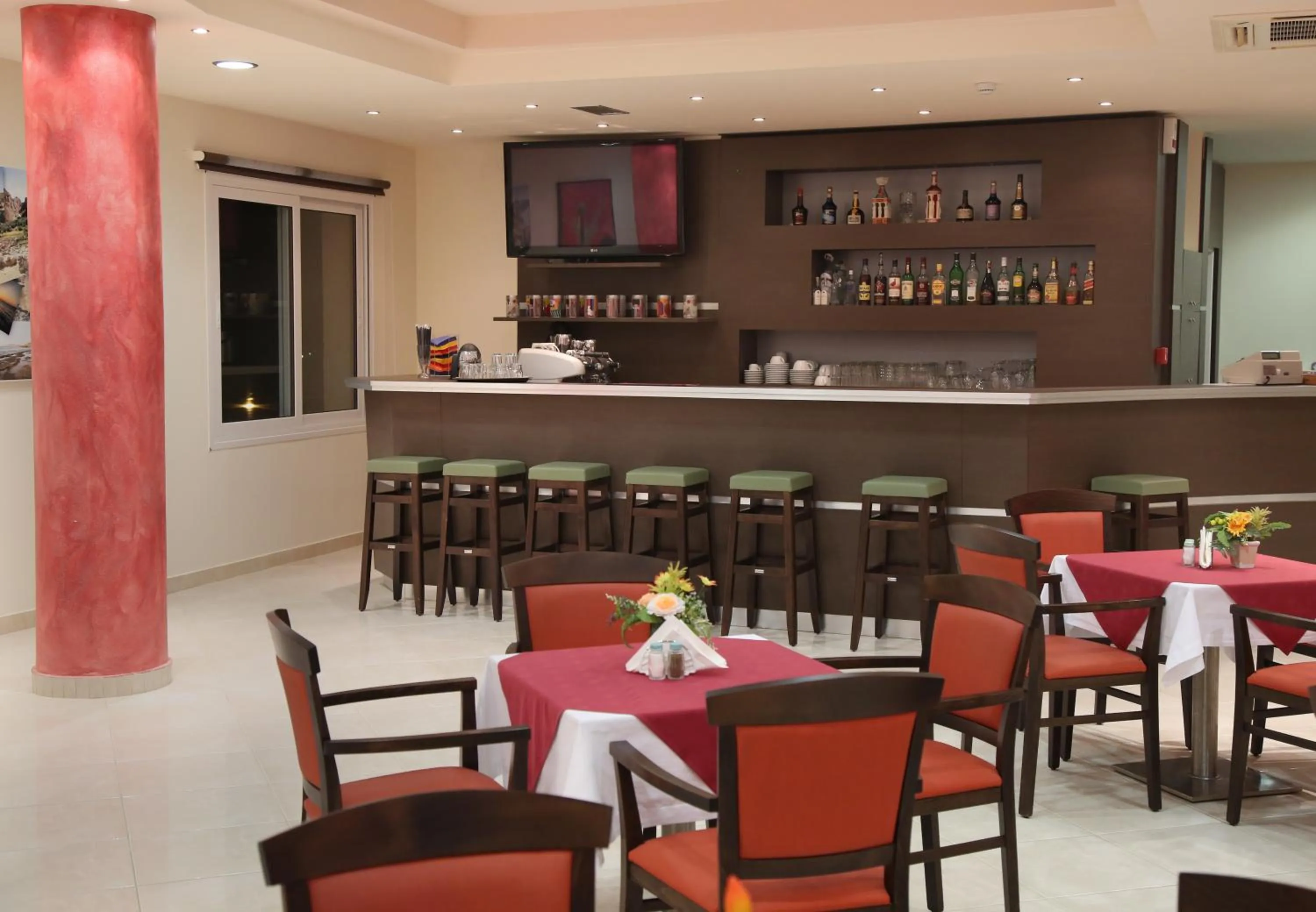 Lounge or bar in Hotel Sea Breeze