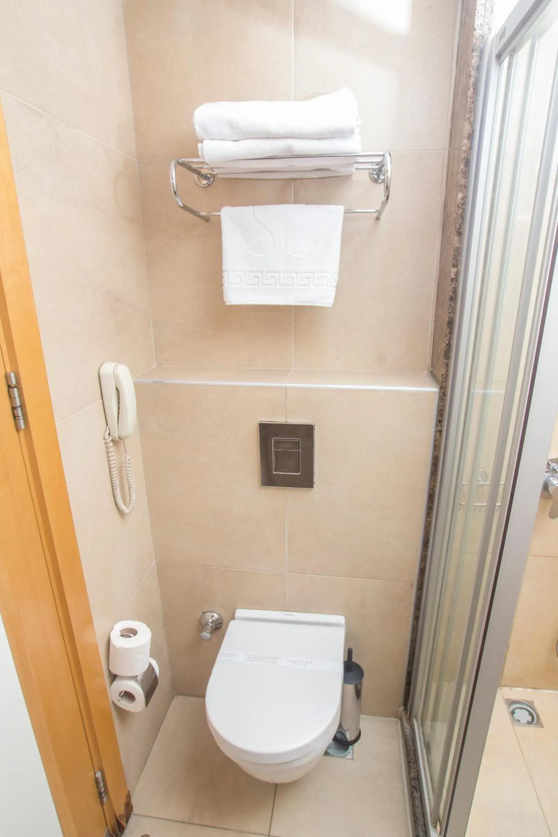 Standard Double Room in Nova Plaza Taksim Square Standard Double Room in Nova Plaza Taksim Square