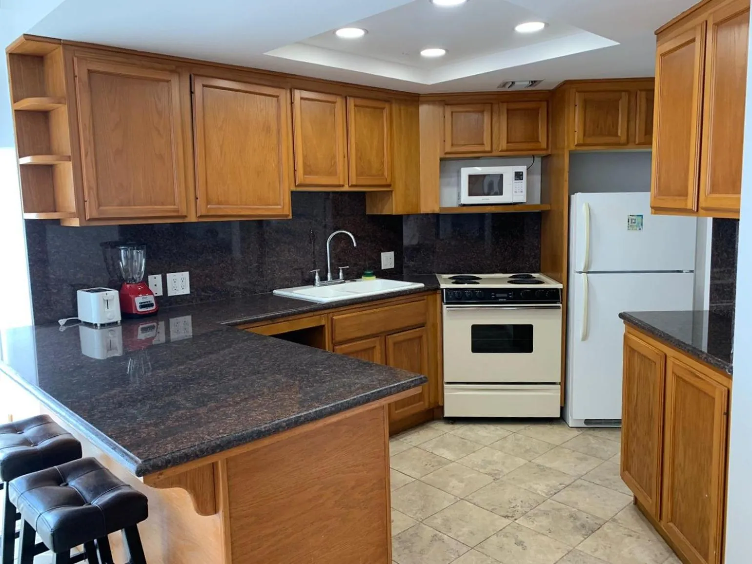 Kitchen or kitchenette in Rosarito Inn