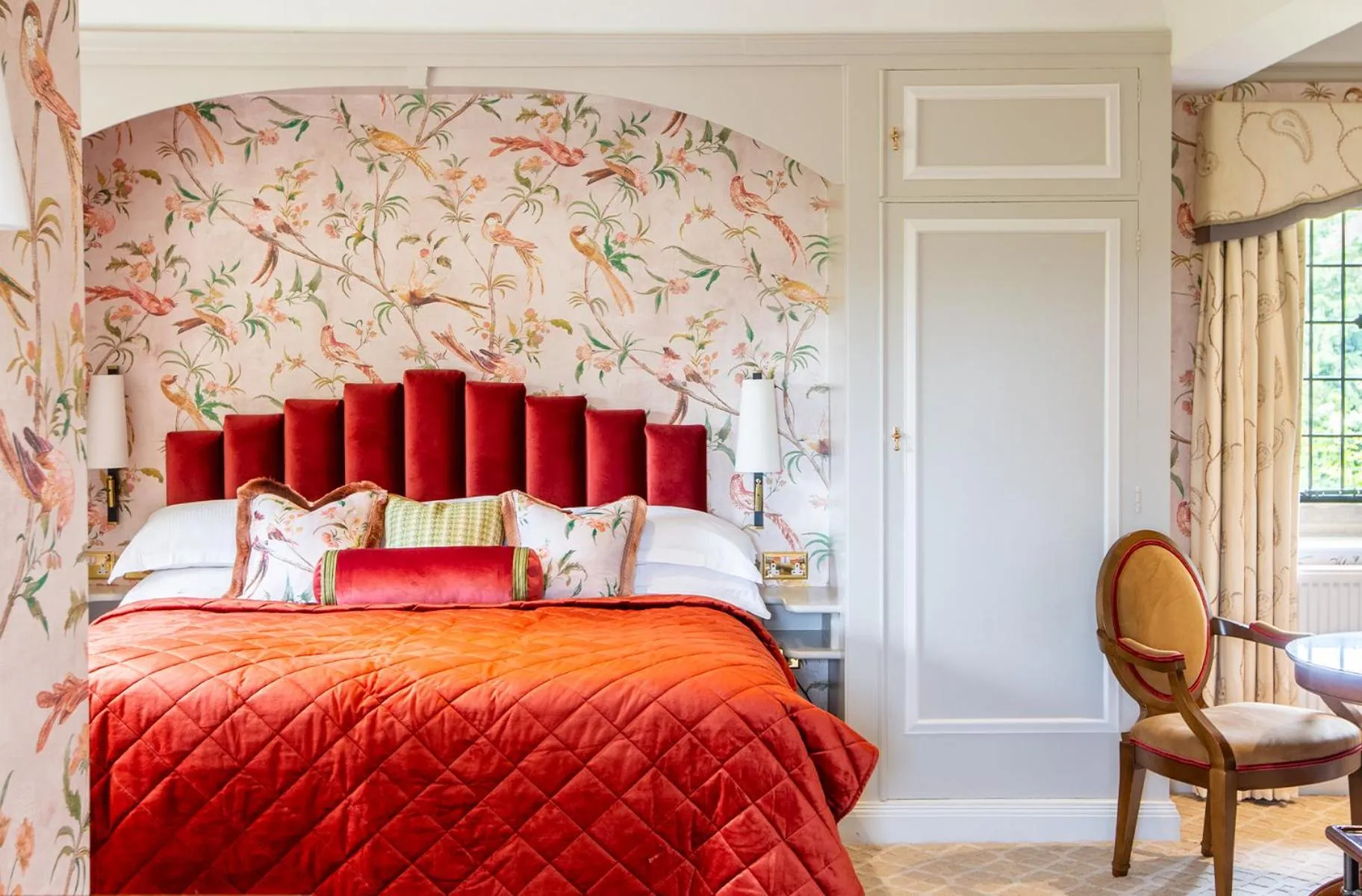 Bedroom, Bed in Mallory Court Country House Hotel & Spa