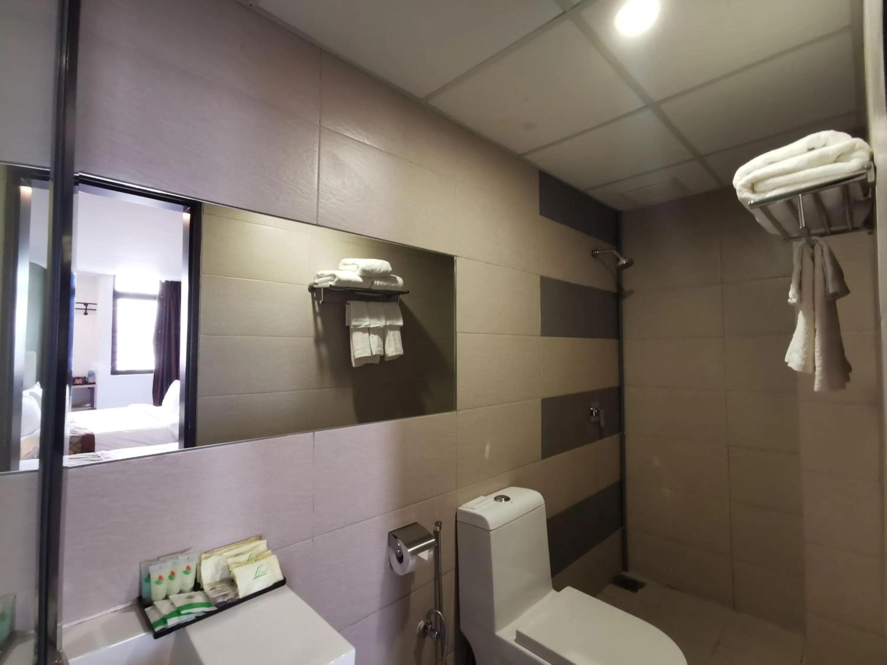 Bathroom in Leo Palace Hotel New Wing, WTC Kuala Lumpur