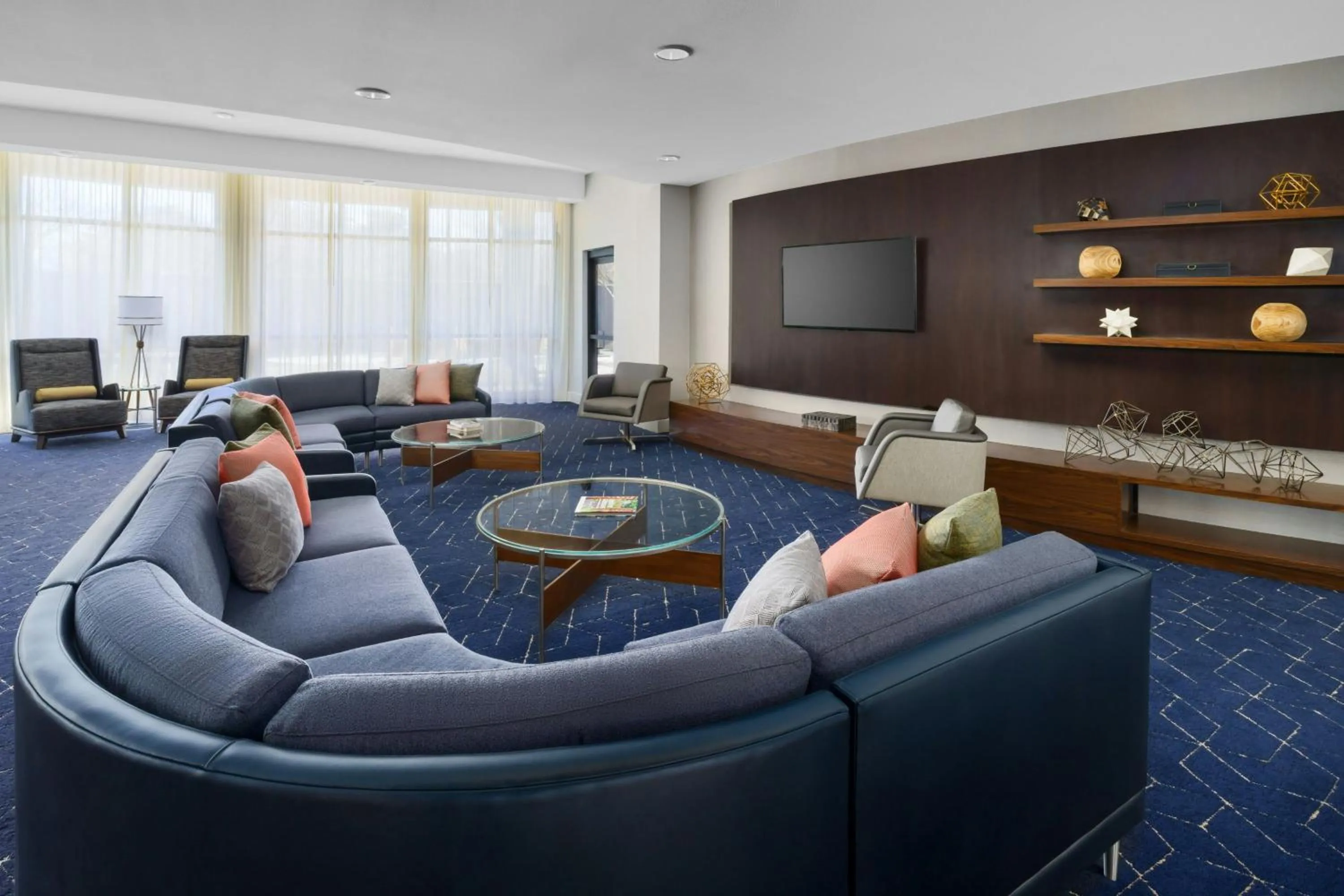 Lobby or reception in Courtyard by Marriott Potomac Mills Woodbridge