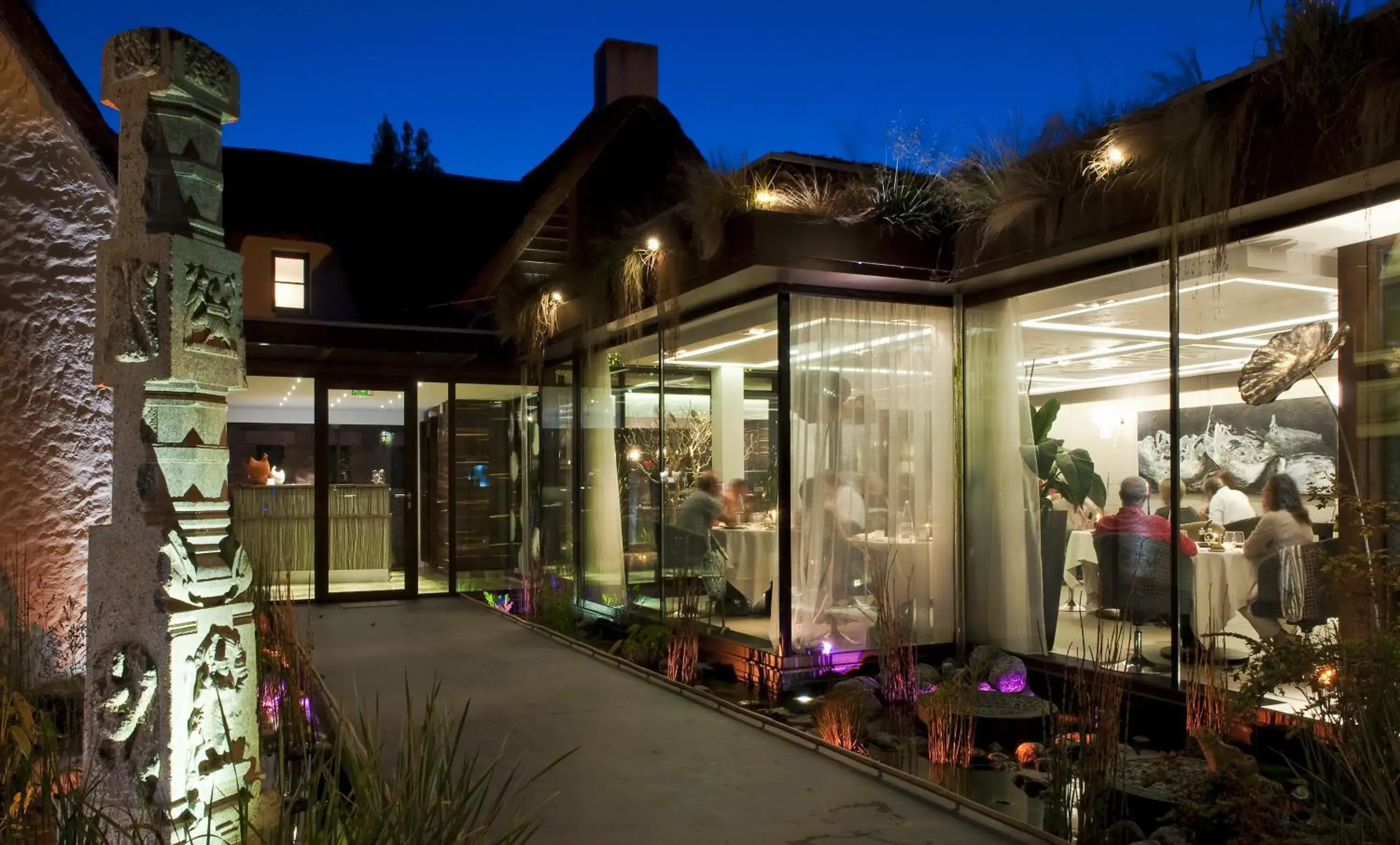 Facade/entrance in La Mare aux Oiseaux, The Originals Collection Facade/entrance in La Mare aux Oiseaux, The Originals Collection