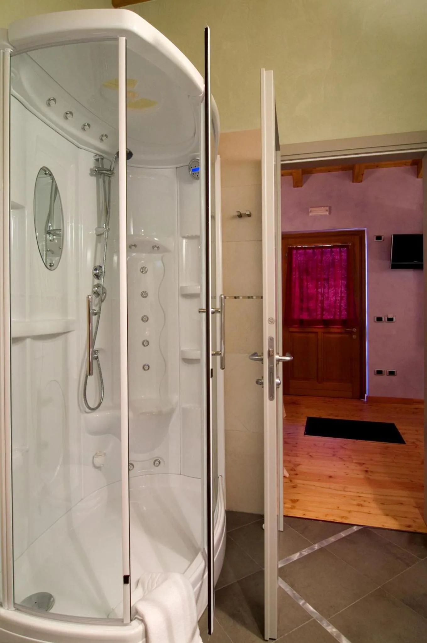 Bathroom in Lokanda Devetak