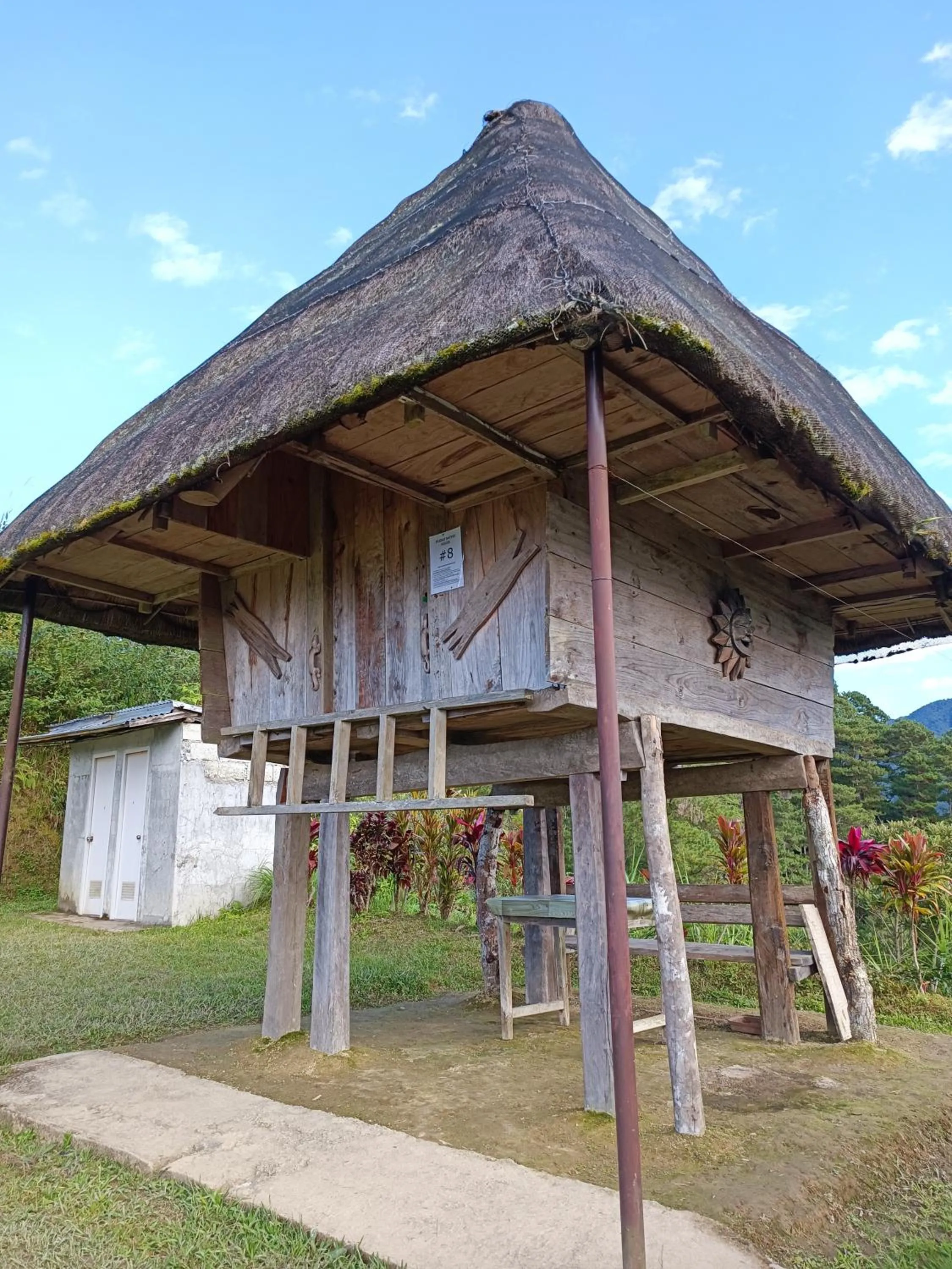 Property building in Hiwang Native House Inn & Viewdeck