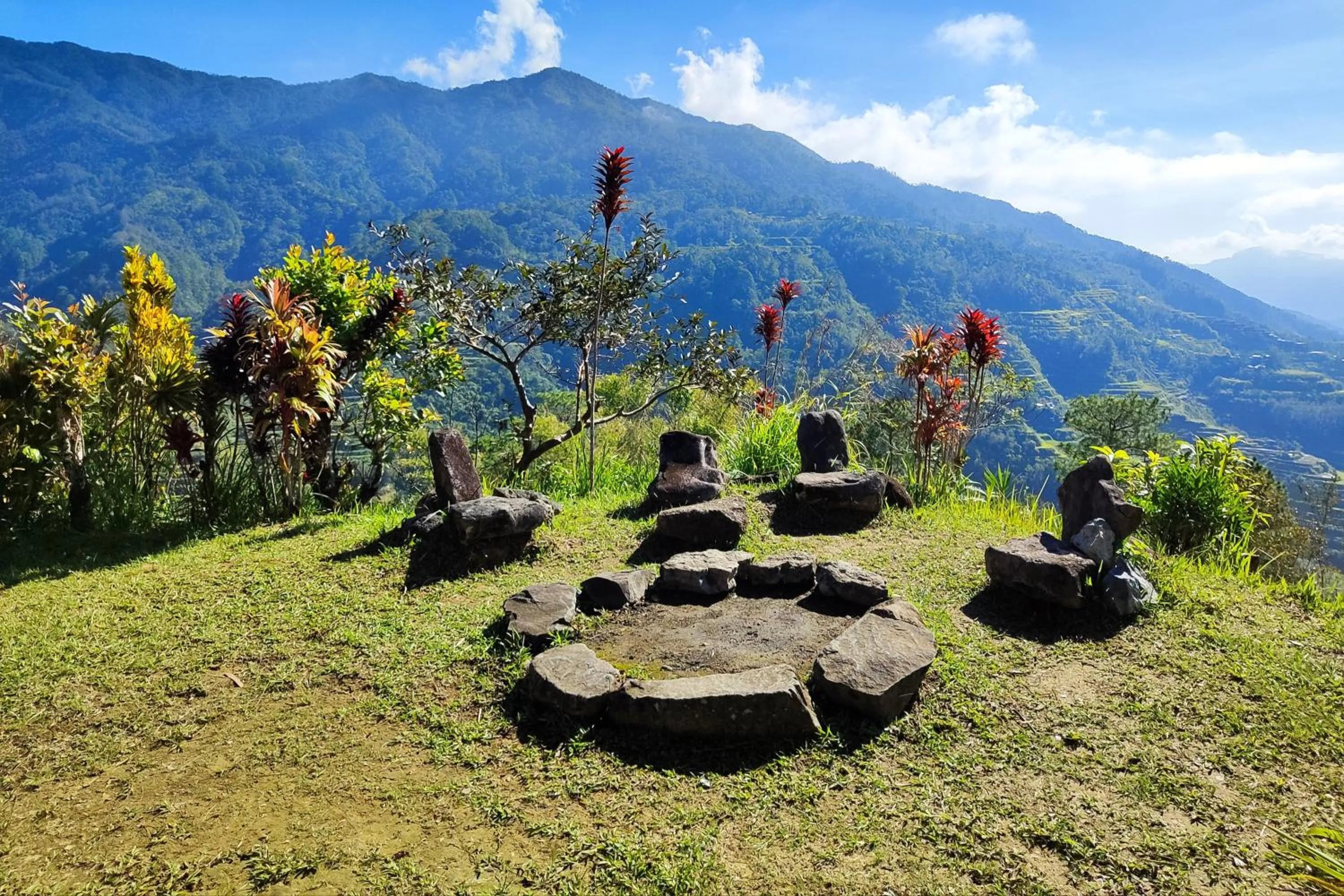 Mountain view in Hiwang Native House Inn & Viewdeck