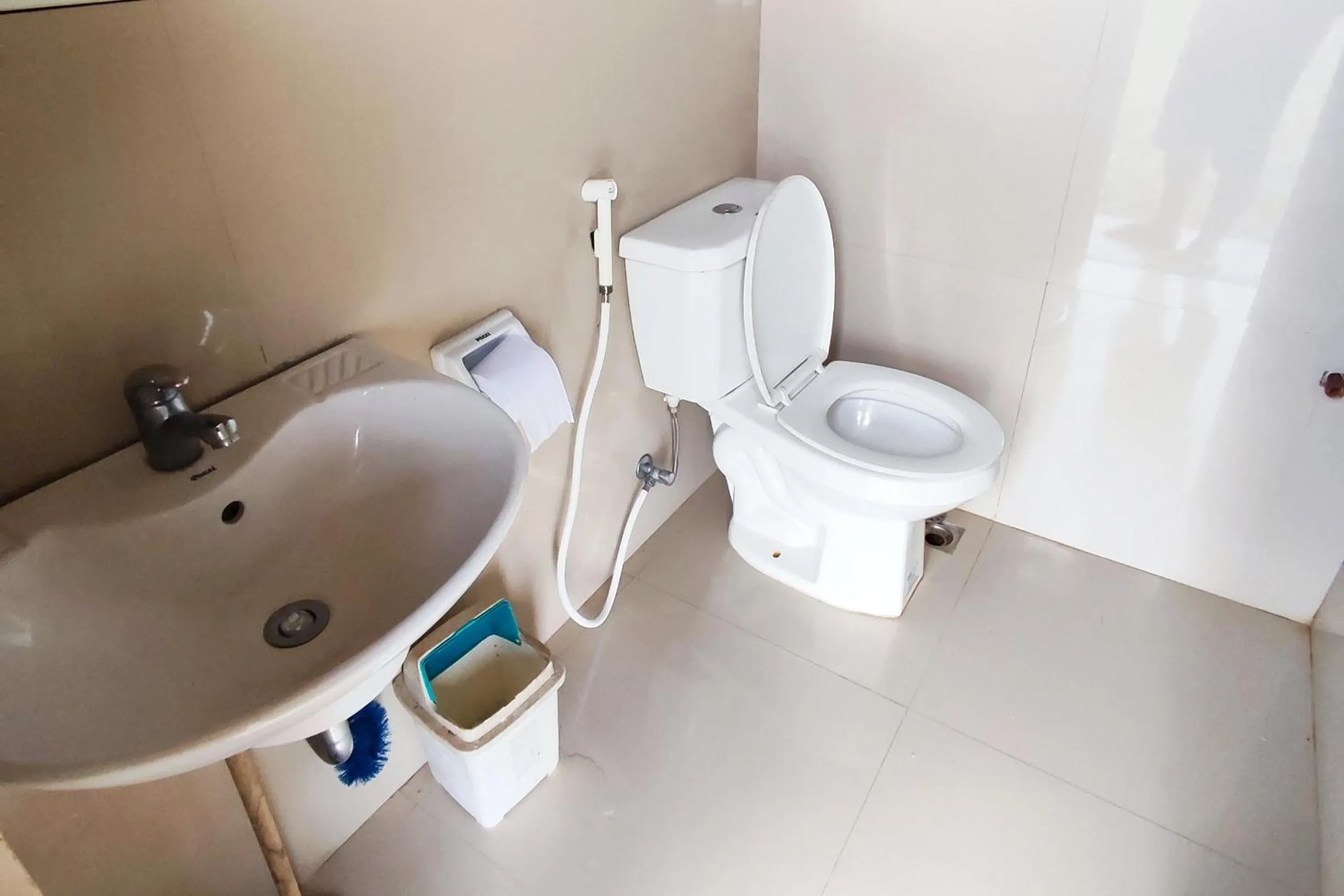 Toilet in Hiwang Native House Inn & Viewdeck
