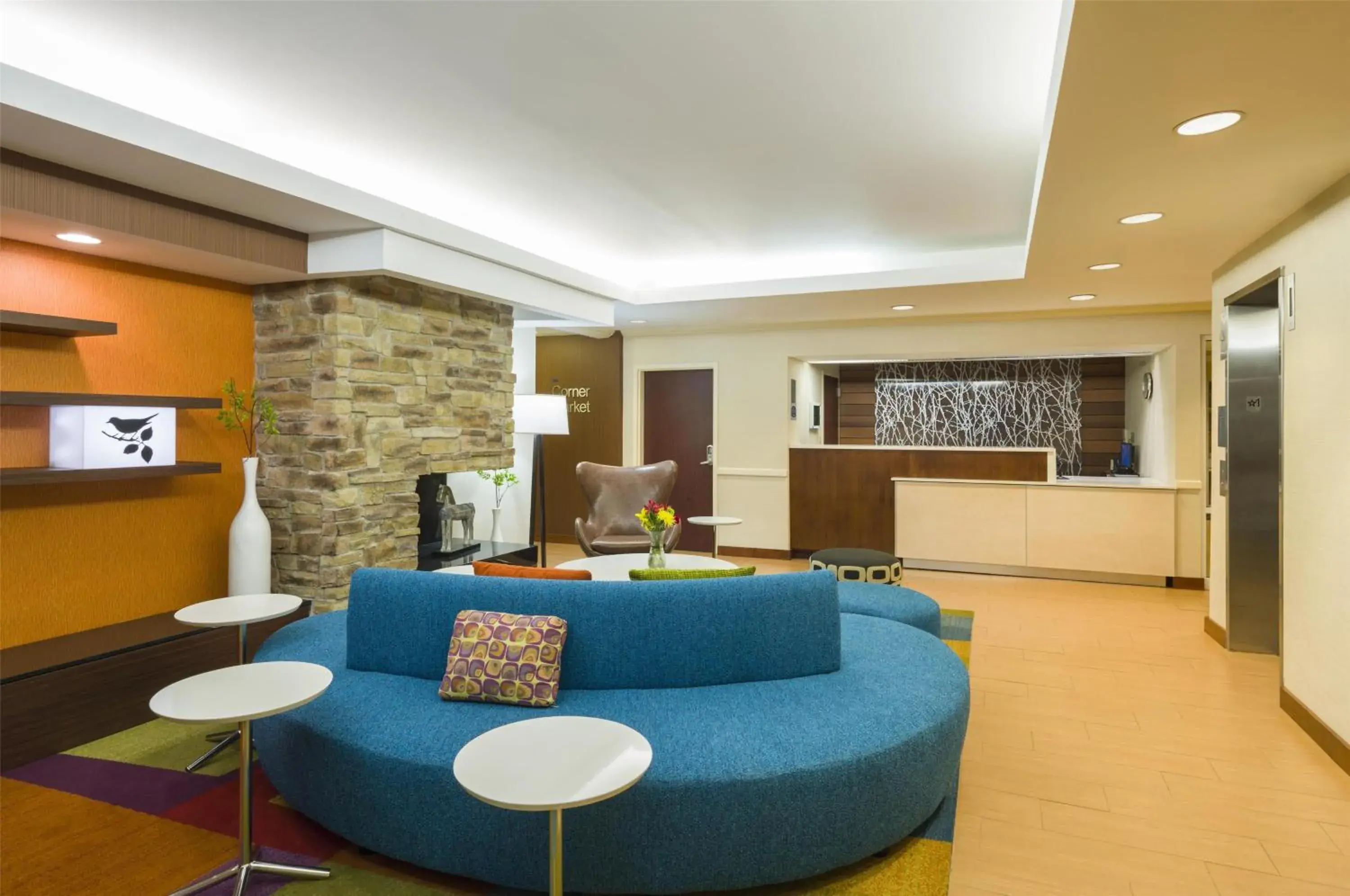 Lobby or reception in Best Western Allentown Bethlehem Lehigh Valley Inn & Suites Lobby or reception in Best Western Allentown Bethlehem Lehigh Valley Inn & Suites