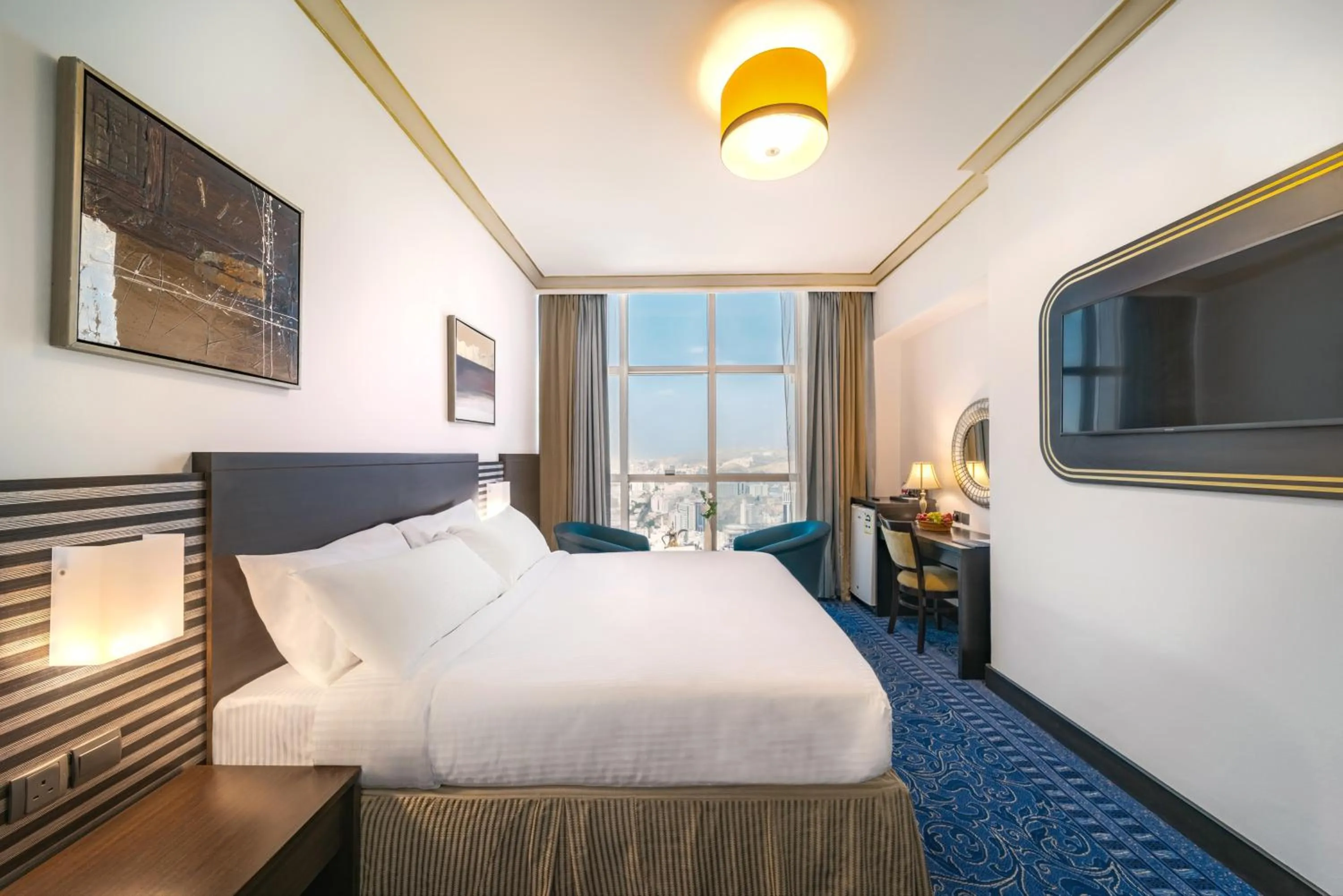 Bed in Al Kiswah Towers Hotel