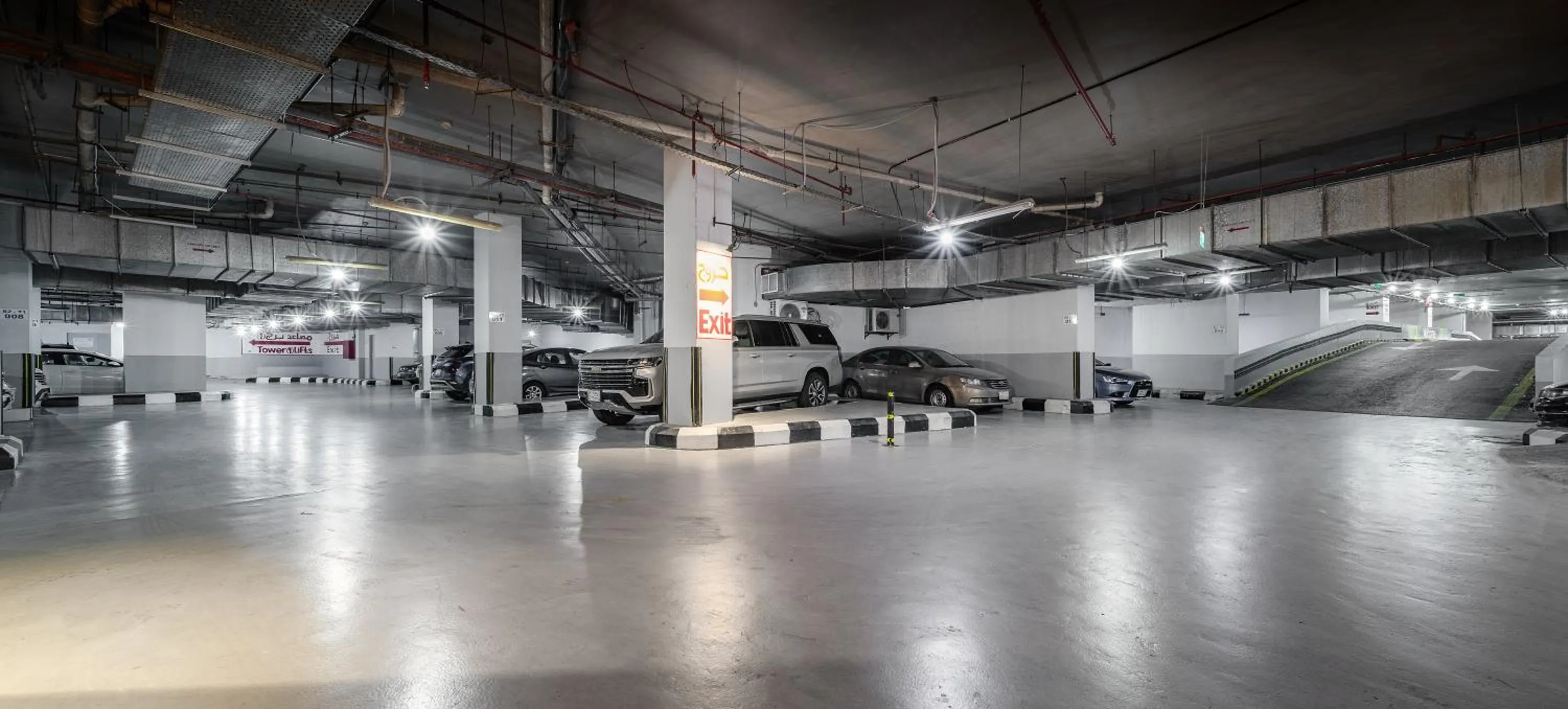 Parking in Al Kiswah Towers Hotel