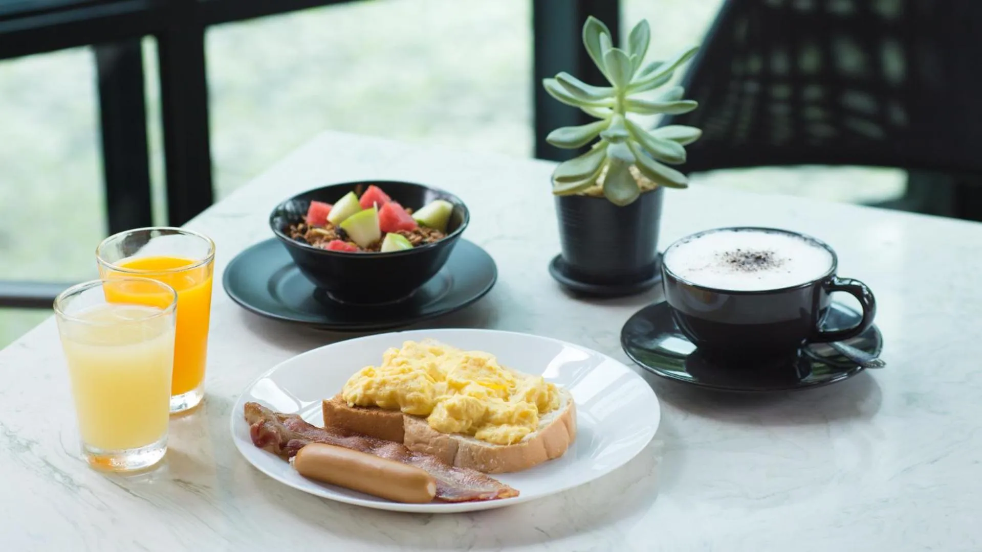 Food and drinks in The Rodman Hotel