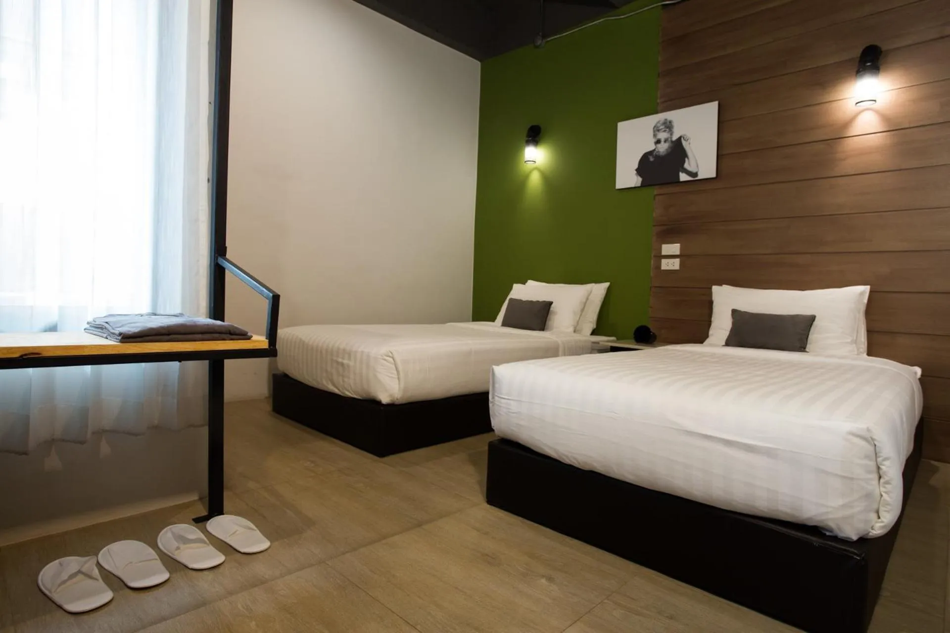 Photo of the whole room, Bed in The Rodman Hotel