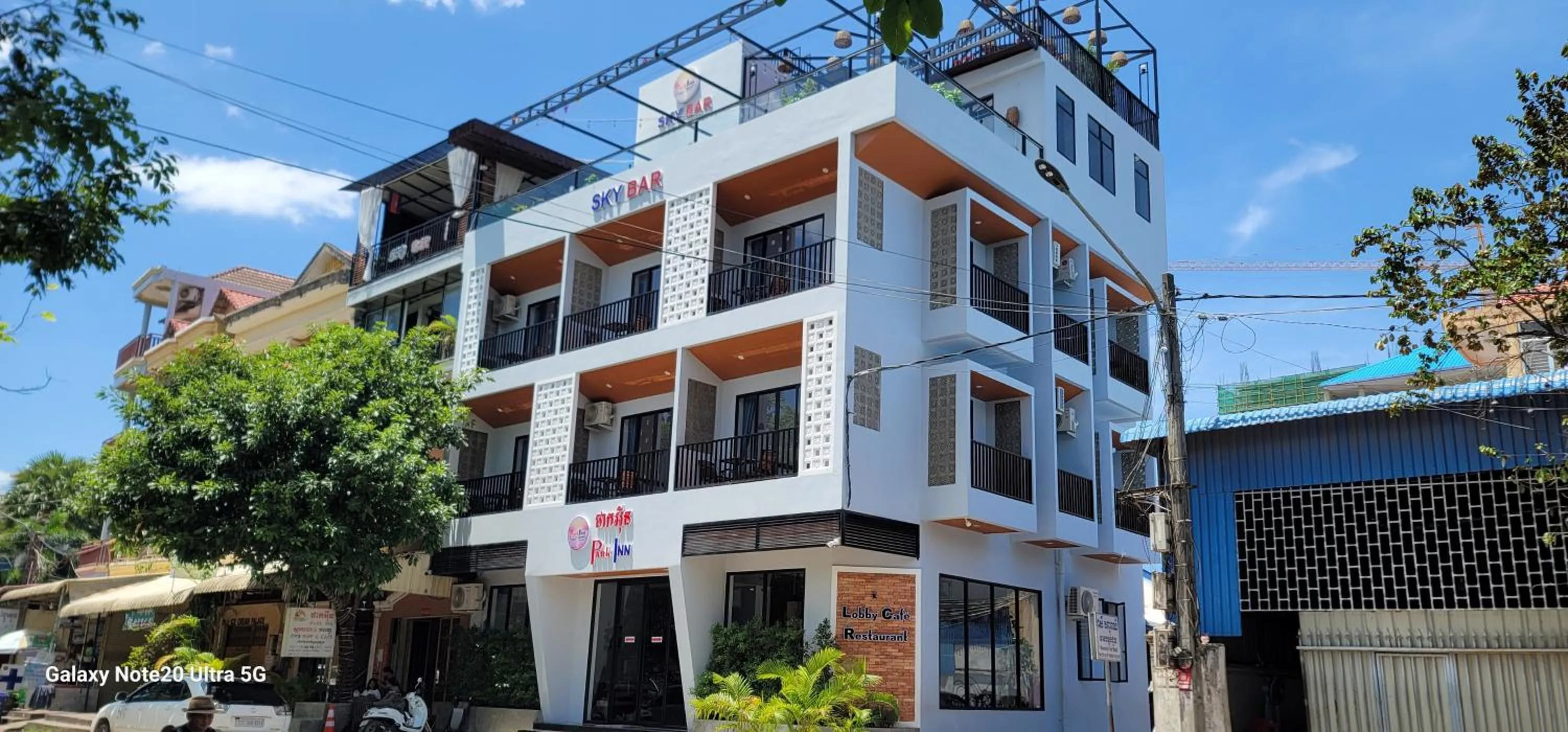Property building in Park Inn Boutique and Hostel