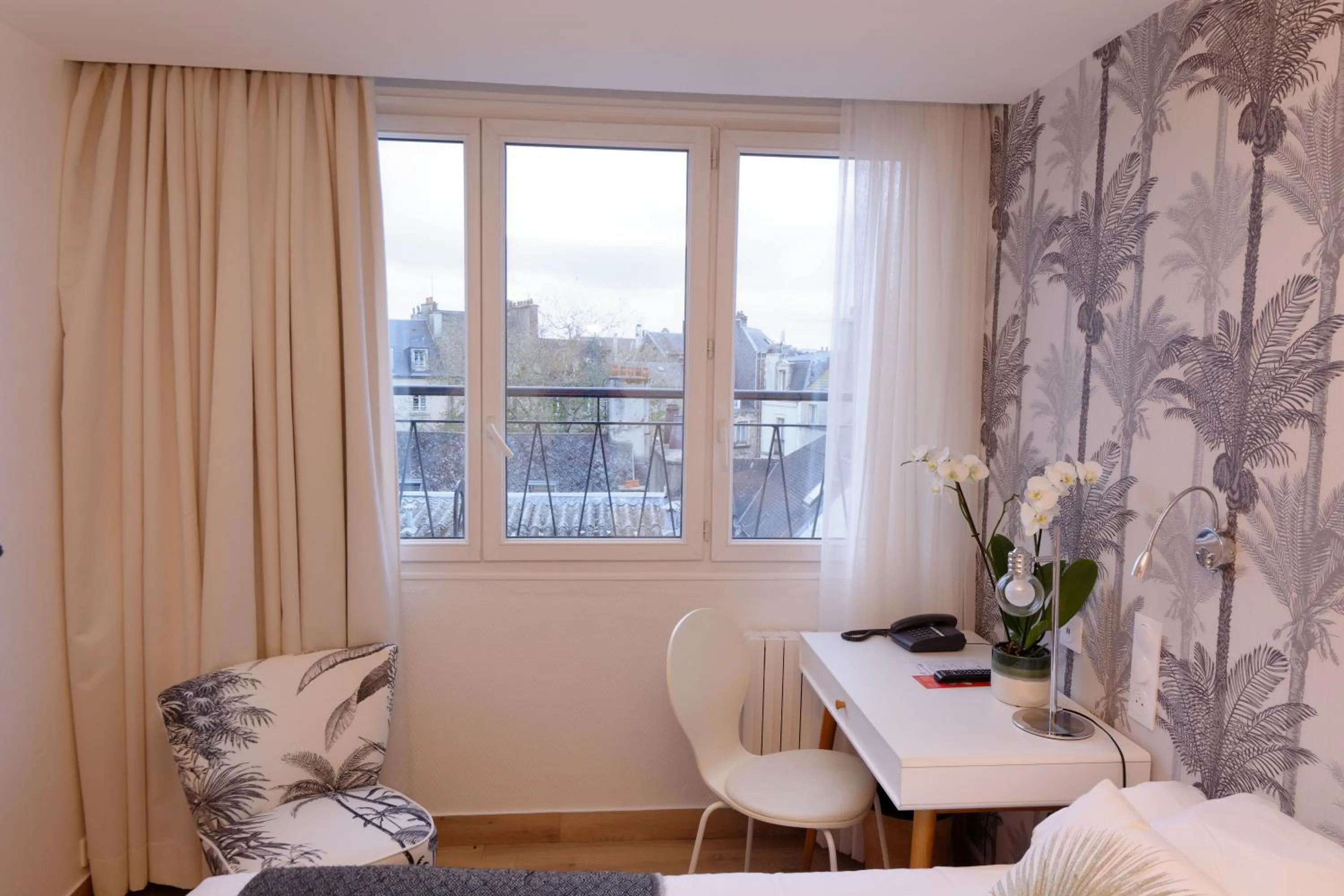 Seating area in Hôtel Moderna