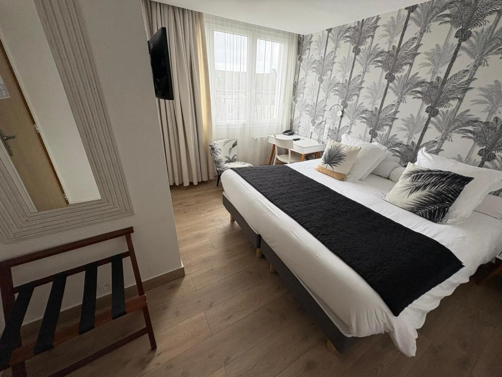 Bed in Hôtel Moderna