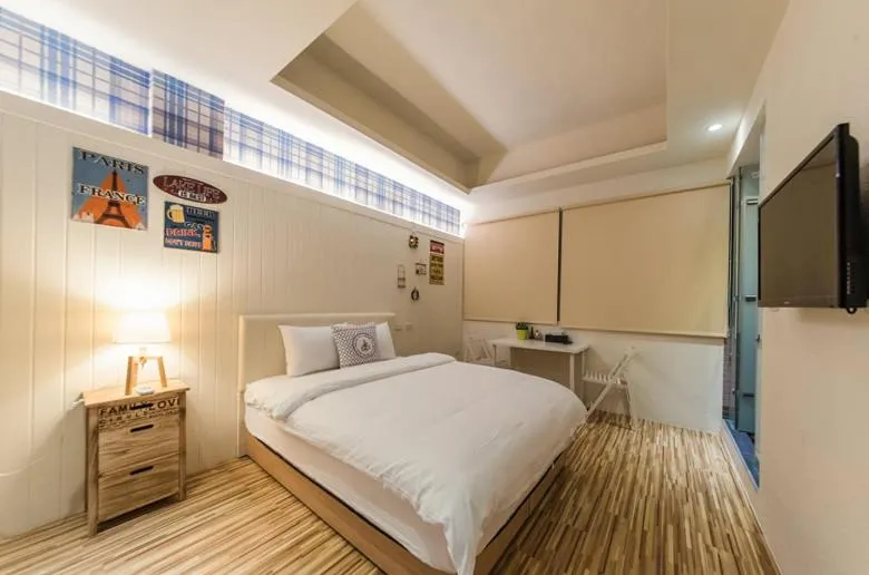 Bed in Bellis