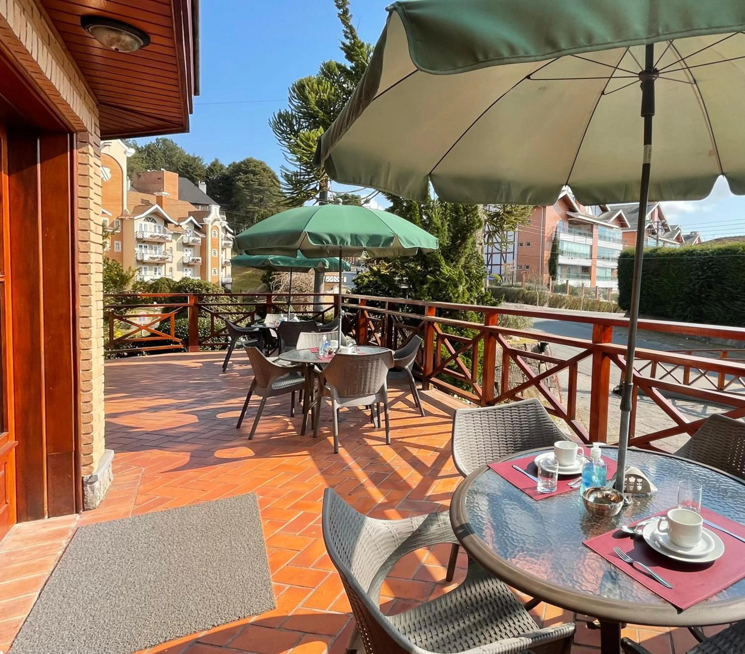 Patio in Pousada Campos de Provence Campos do Jordão