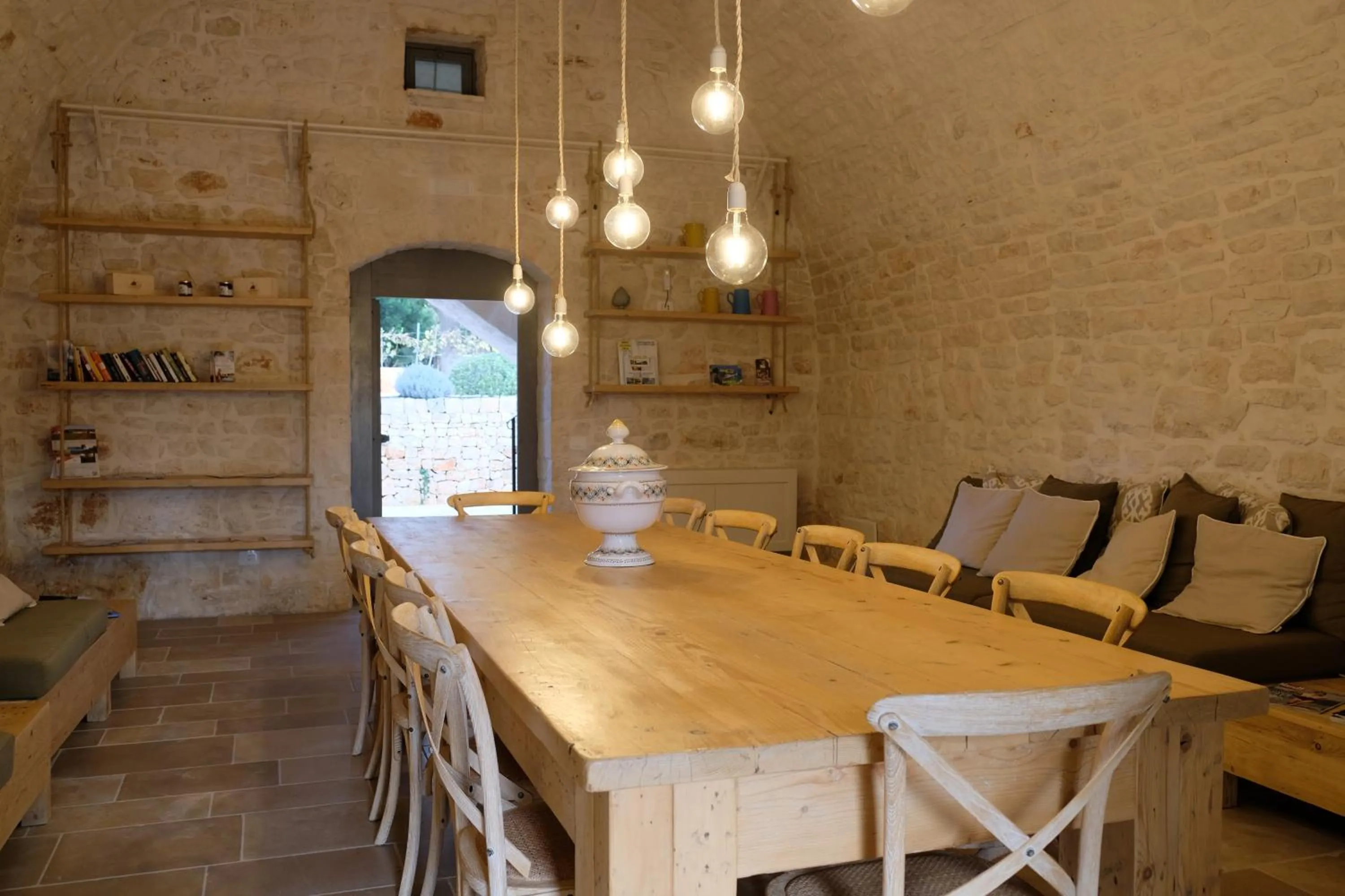 Communal lounge/ TV room in Masseria Grieco