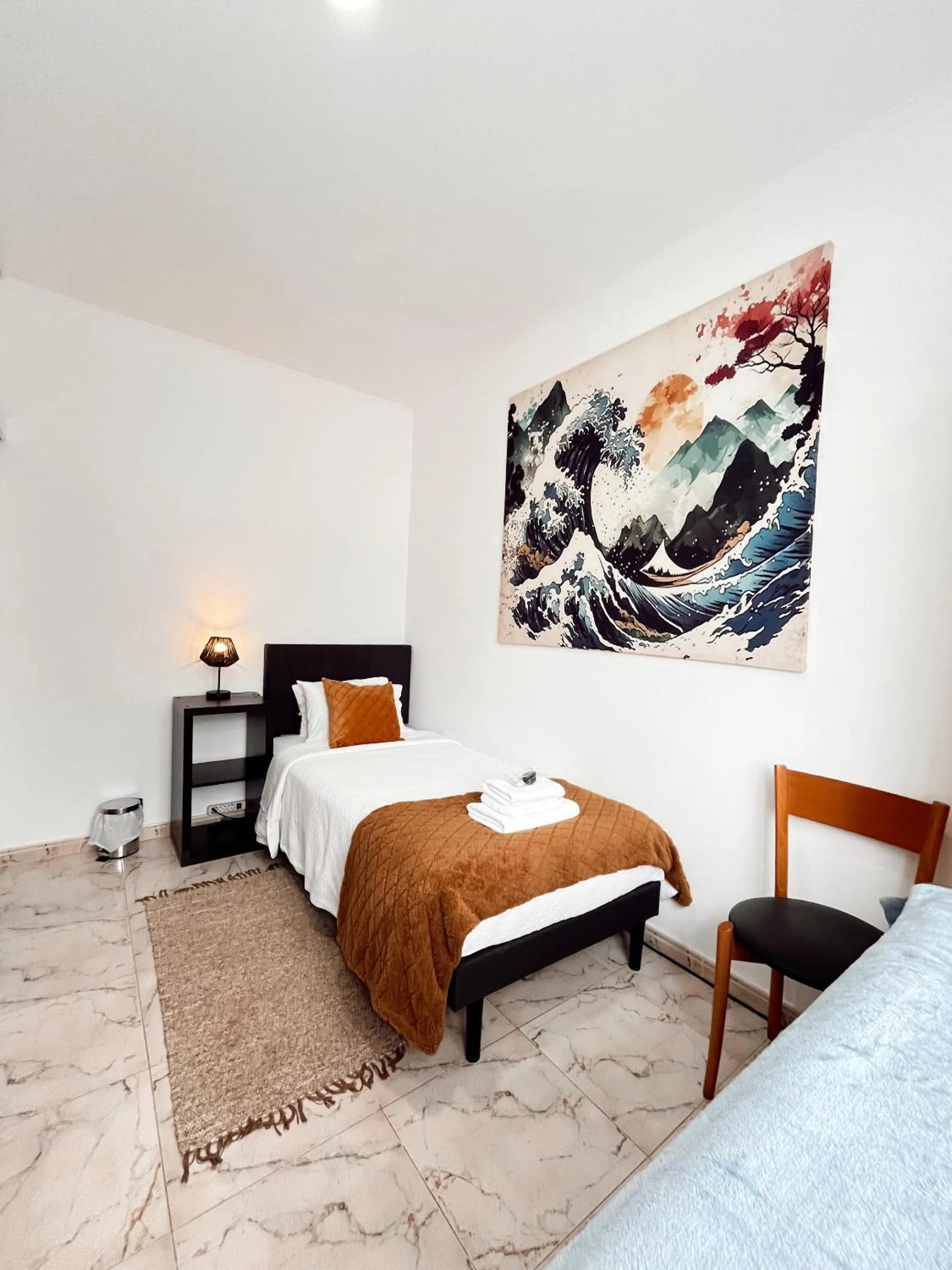 Bedroom, Bed in Gardens Guest House