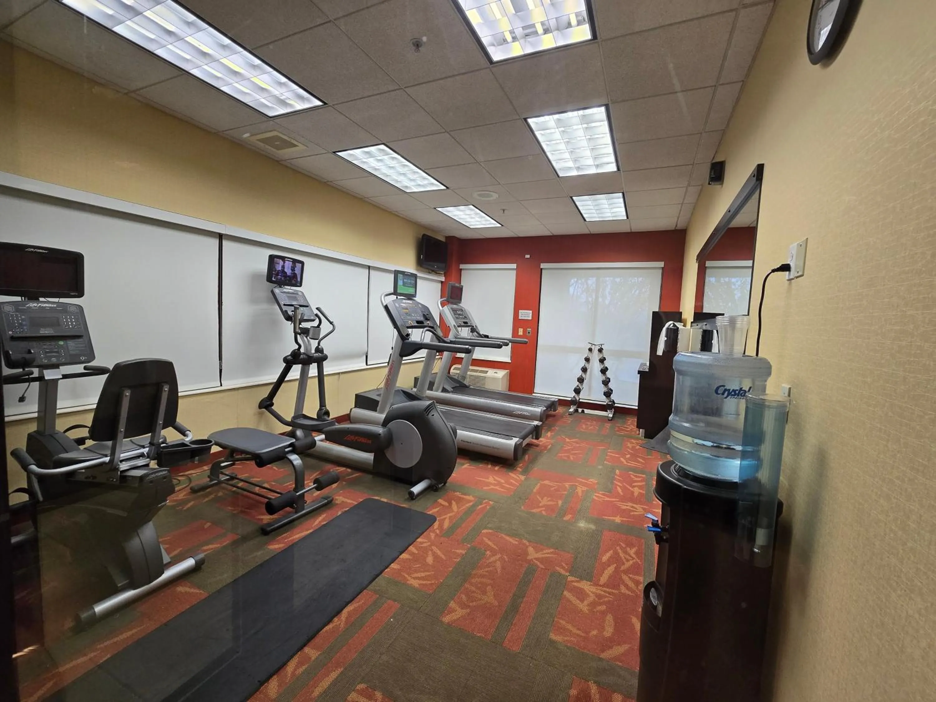 Fitness centre/facilities in Courtyard Altoona