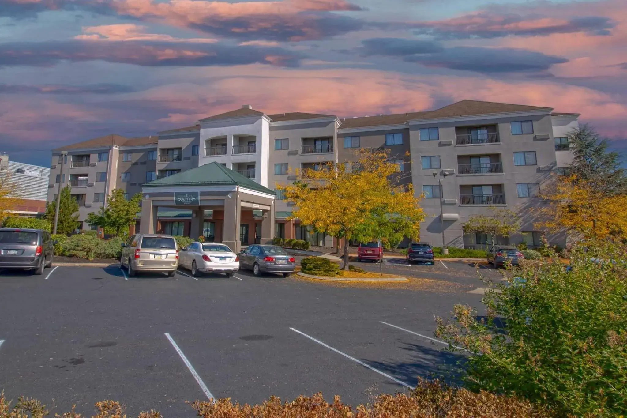 Property building in Country Inn & Suites by Radisson, Convention Center Property building in Country Inn & Suites by Radisson, Convention Center