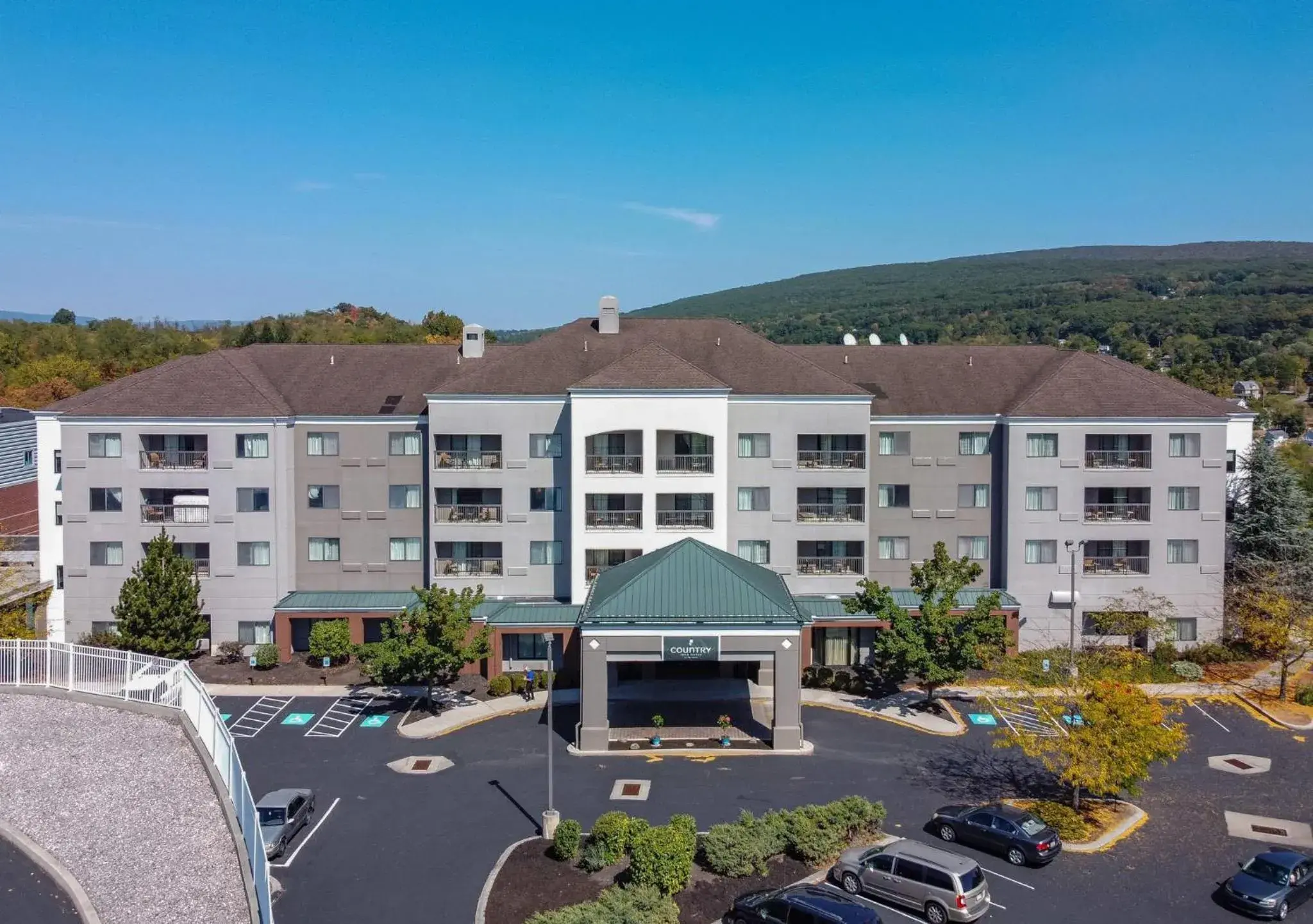 Property building in Country Inn & Suites by Radisson, Convention Center Property building in Country Inn & Suites by Radisson, Convention Center