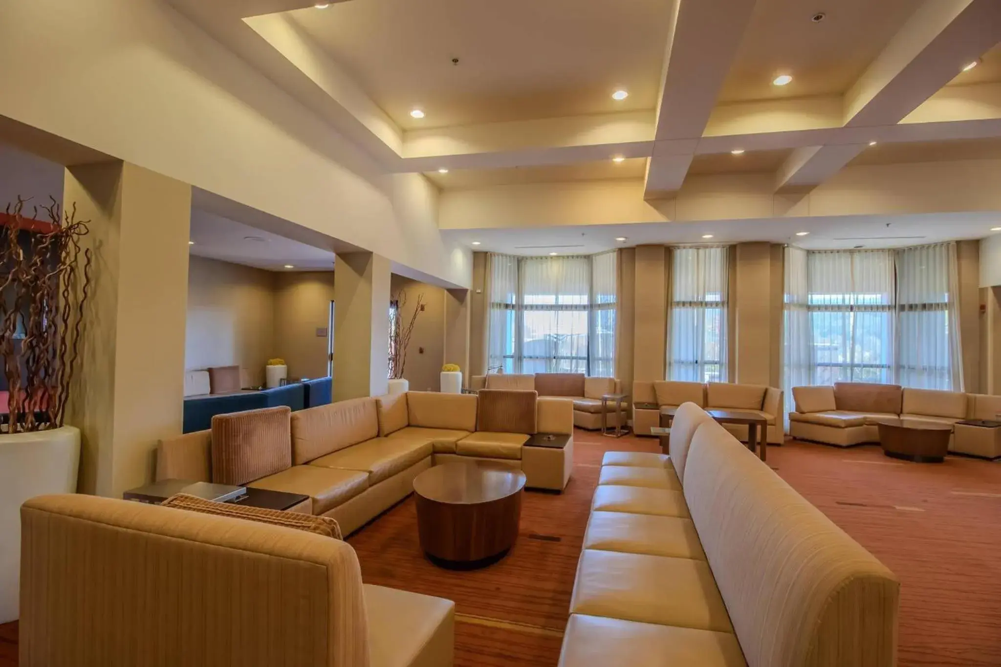 Lobby or reception in Country Inn & Suites by Radisson, Convention Center Lobby or reception in Country Inn & Suites by Radisson, Convention Center