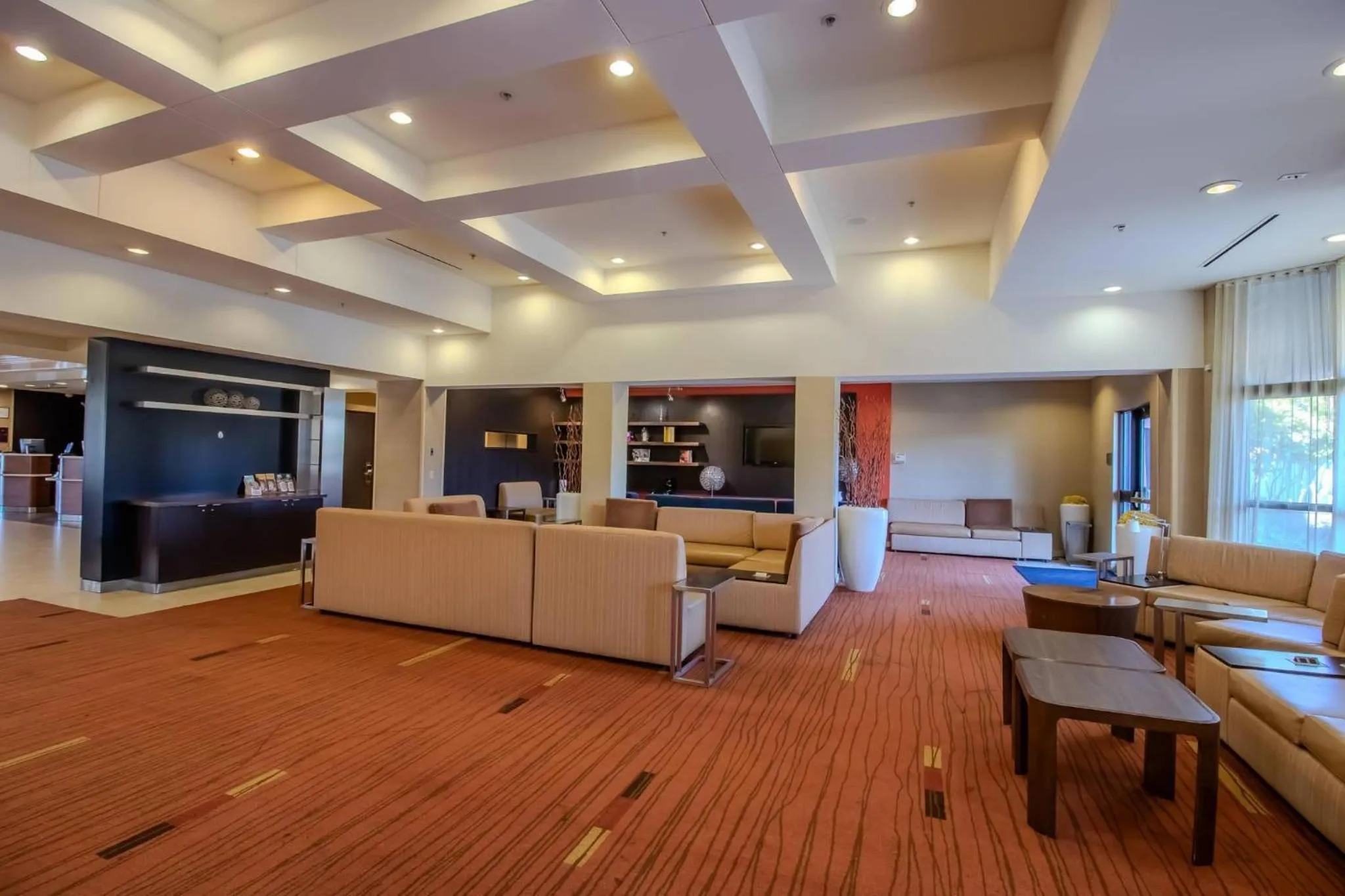 Lobby or reception in Country Inn & Suites by Radisson, Convention Center