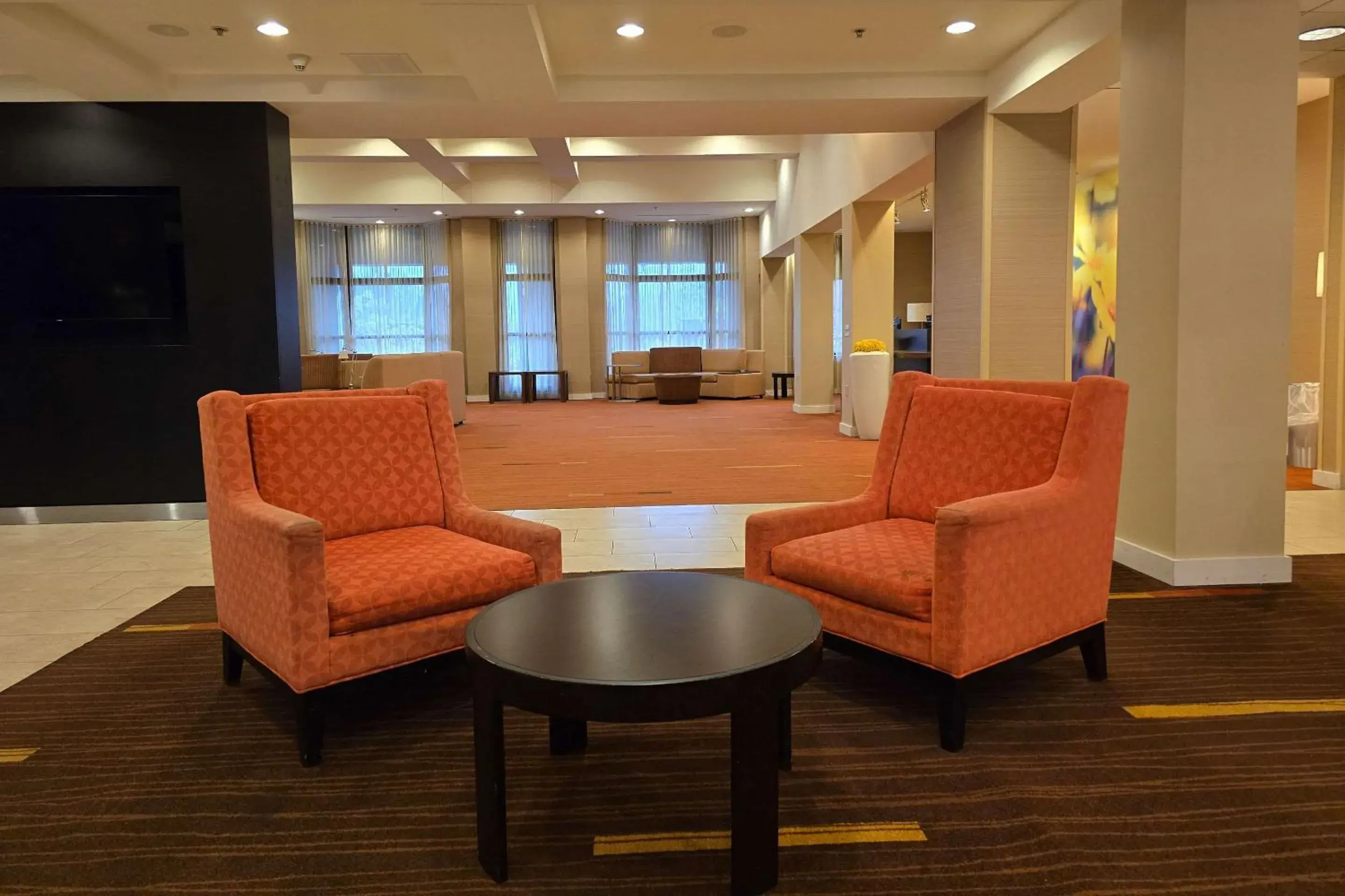 Lobby or reception in Courtyard Altoona Lobby or reception in Courtyard Altoona