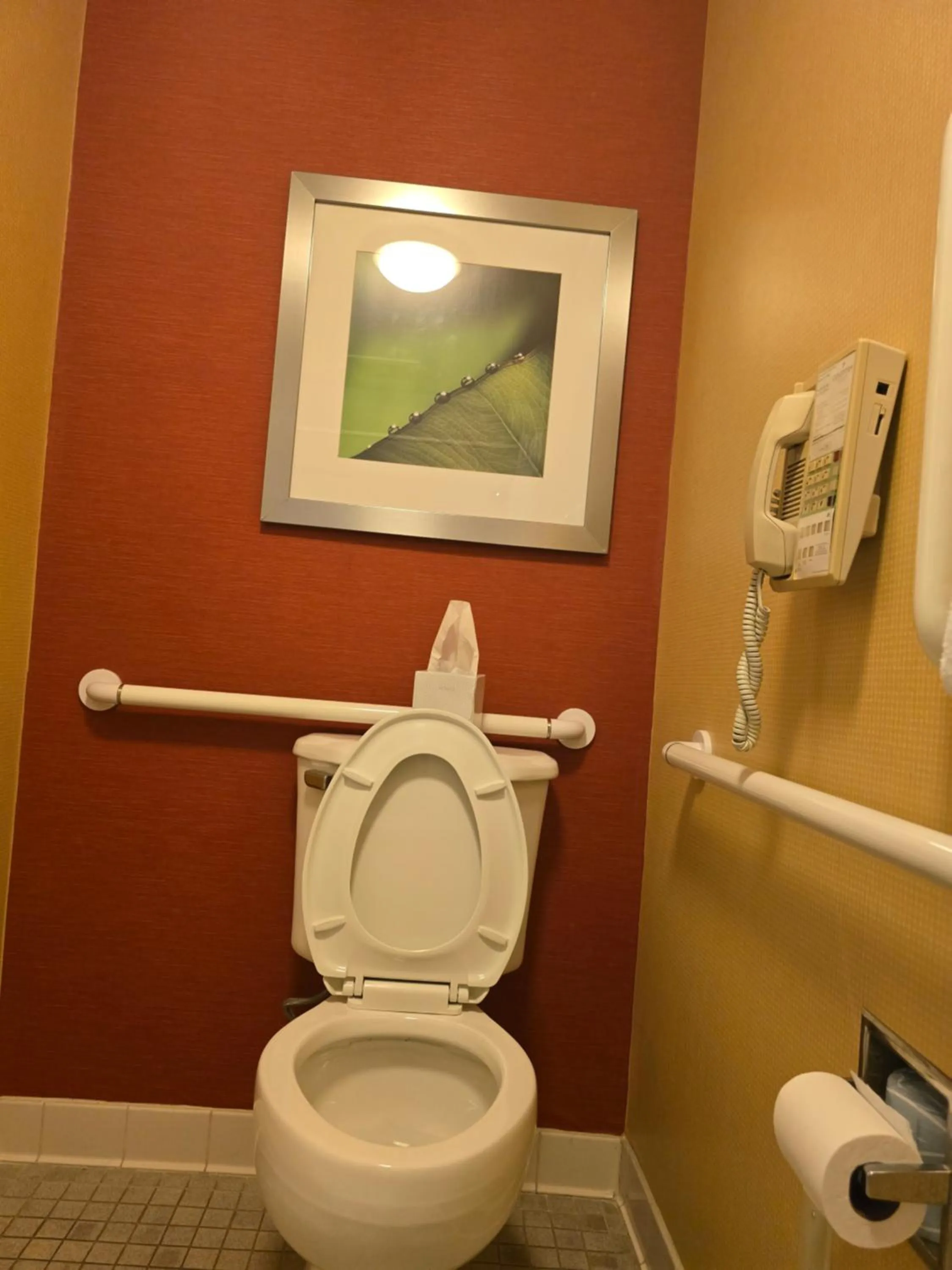 Bathroom in Courtyard Altoona