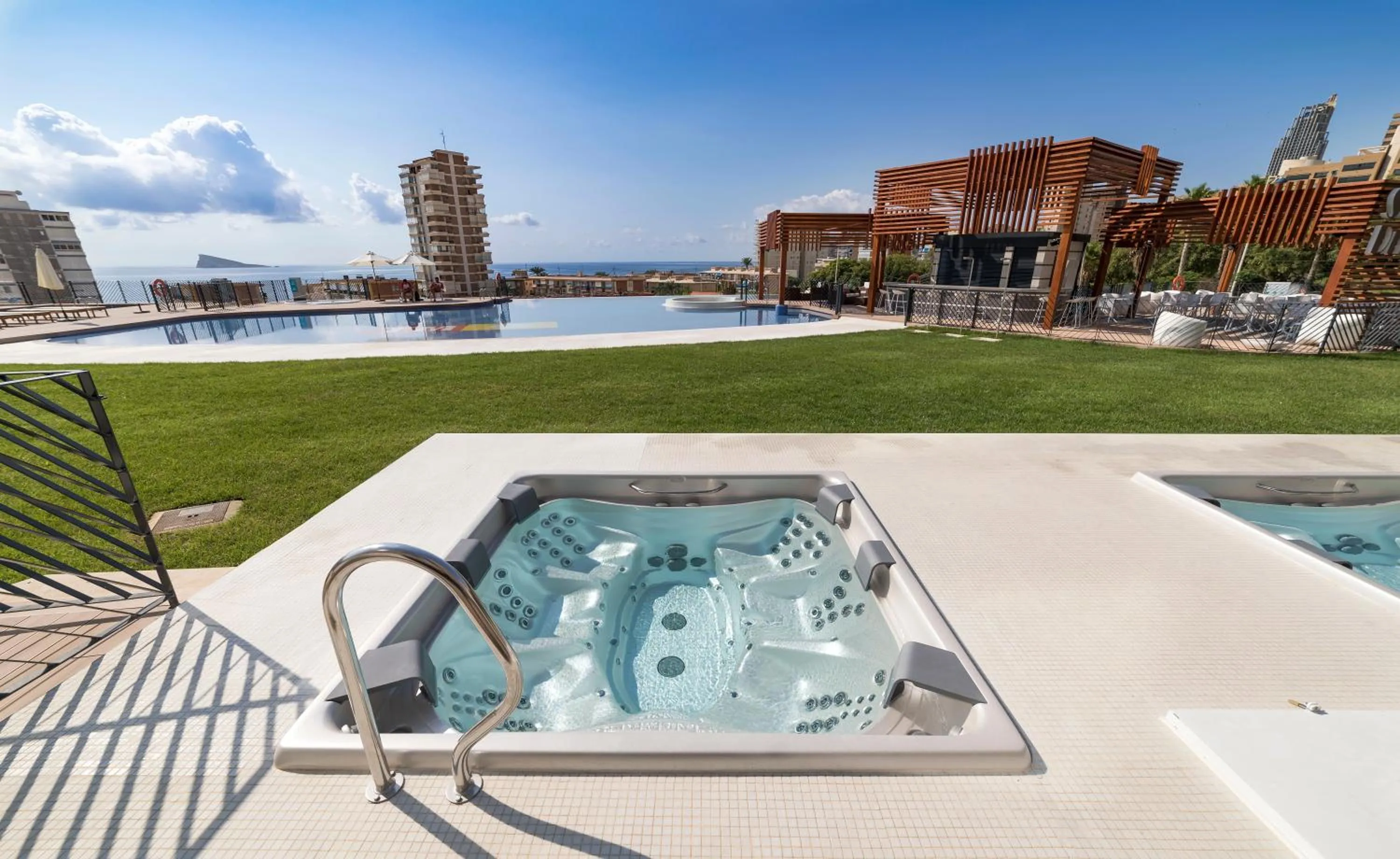 Spa and wellness centre/facilities in Sunset Drive Benidorm by Mar Holidays