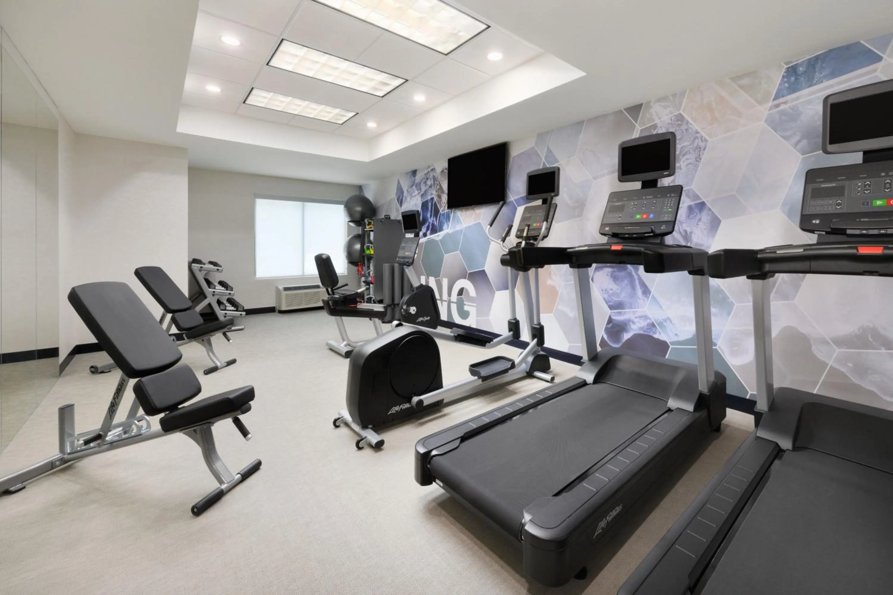 Fitness centre/facilities in SpringHill Suites by Marriott Newnan