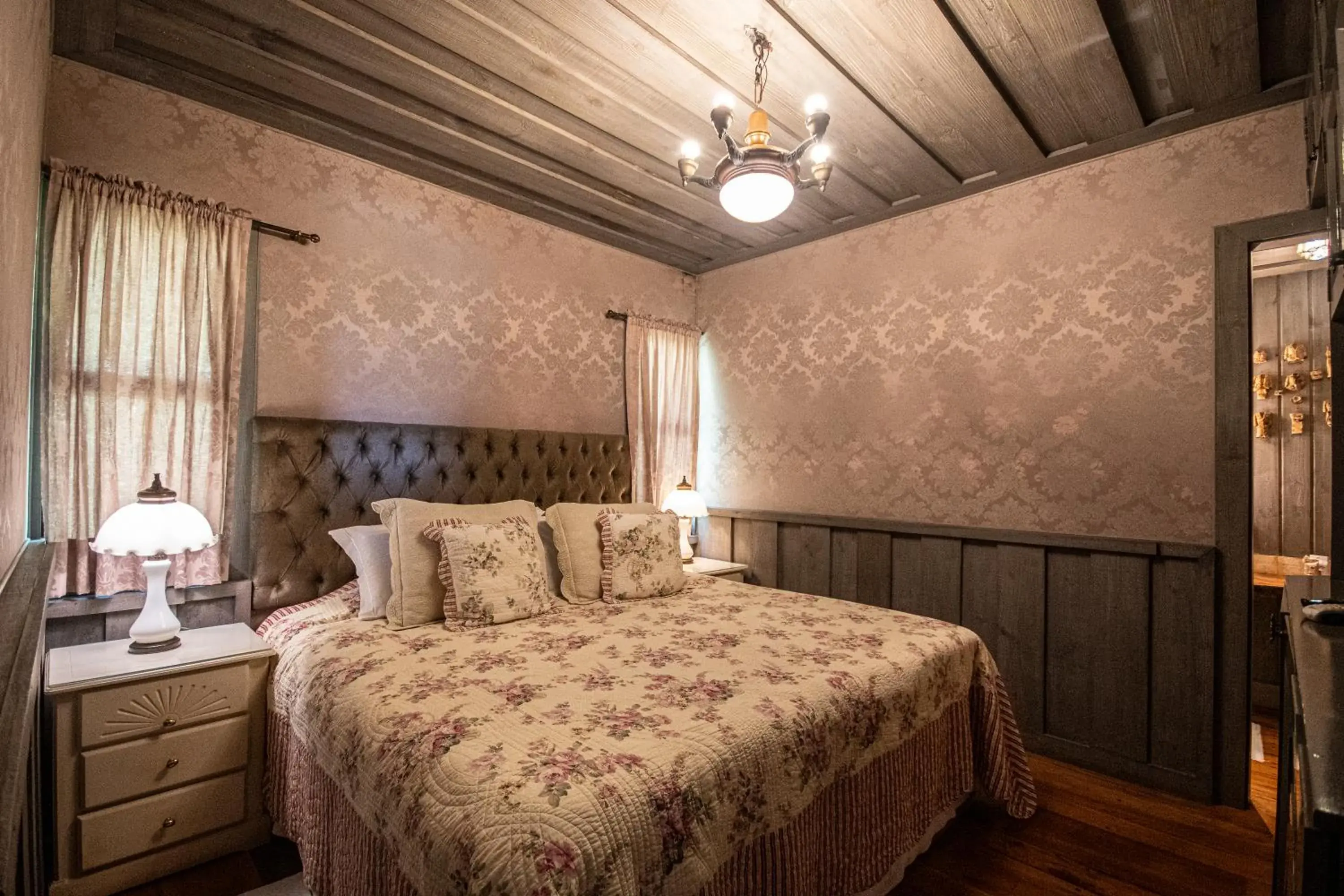 Bed in Chateau La Villette Bed in Chateau La Villette