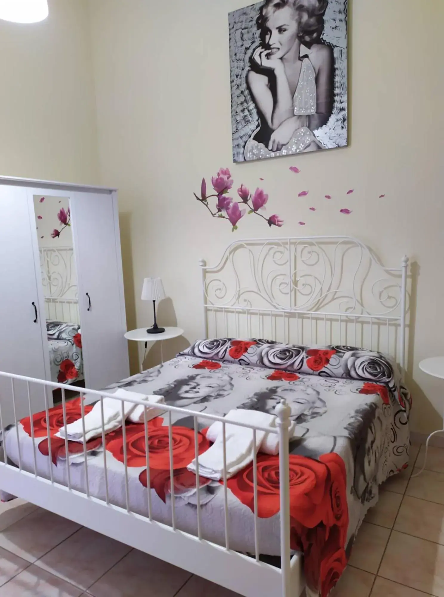 Double Room with Private Bathroom - single occupancy in I Cappuccini Rooms Double Room with Private Bathroom - single occupancy in I Cappuccini Rooms