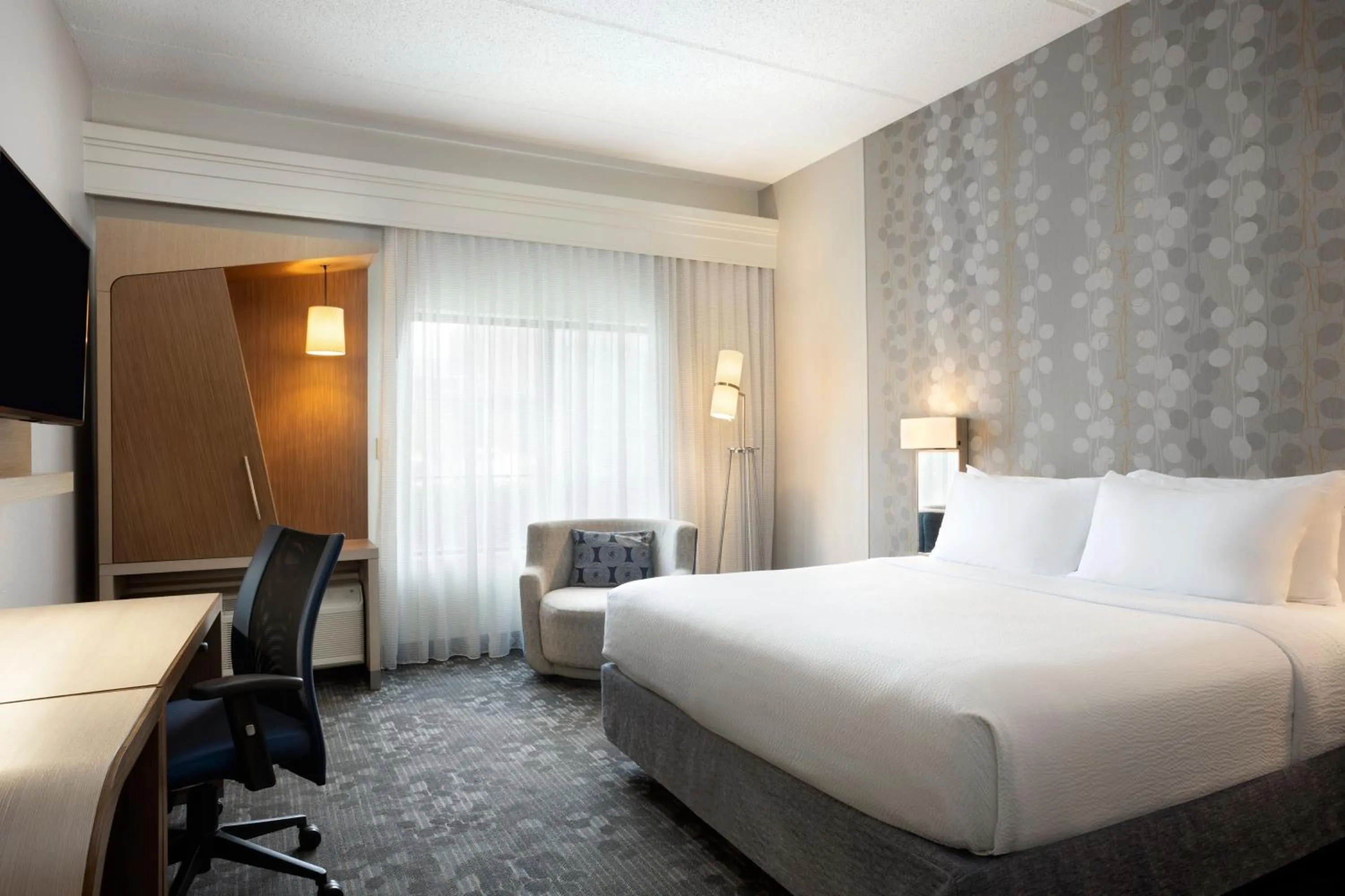 Photo of the whole room, Bed in Courtyard by Marriott- Austin Round Rock