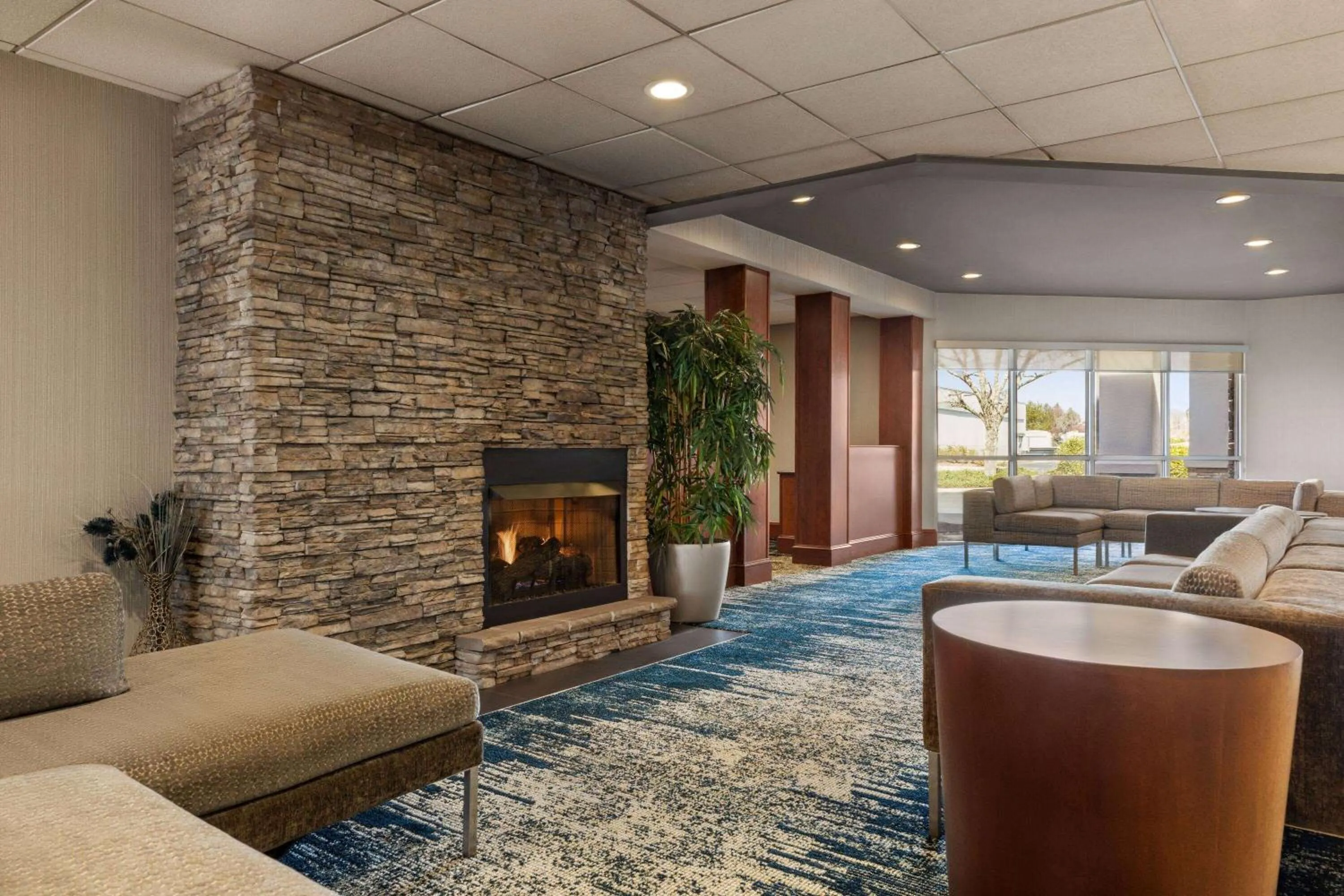 Lobby or reception in Wingate by Wyndham Fletcher at Asheville Airport