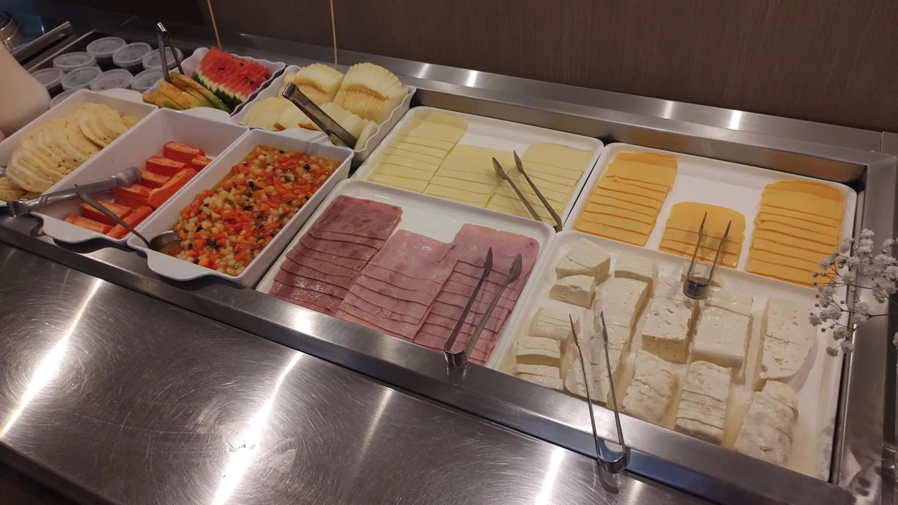 Food in Hotel Marlen