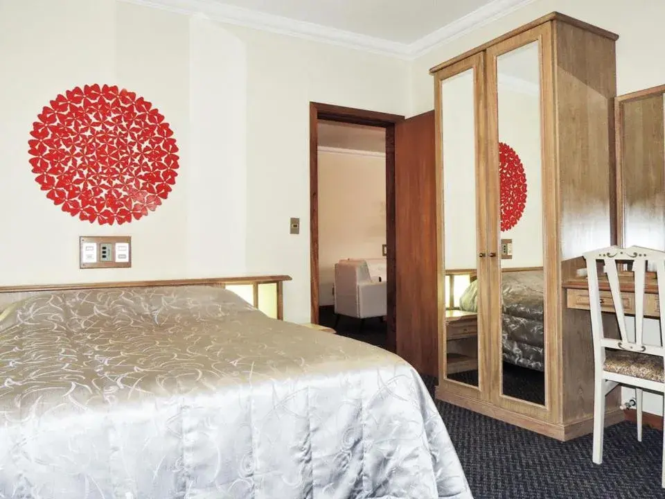 Deluxe Double Room with Bath in Hotel Pieta Deluxe Double Room with Bath in Hotel Pieta