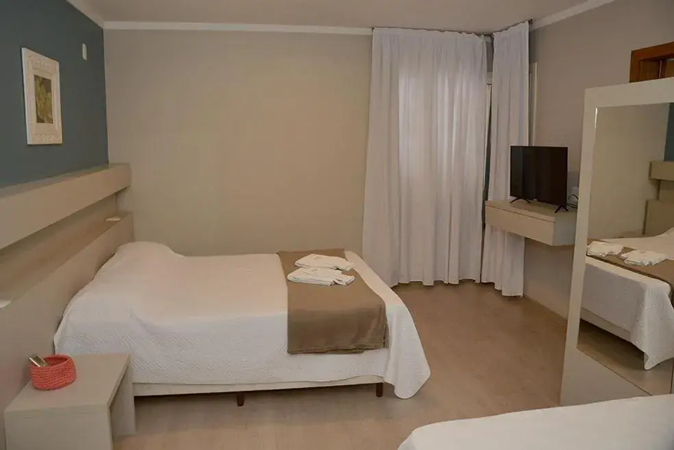 Luxury Triple Room - single occupancy in Hotel Pieta Luxury Triple Room - single occupancy in Hotel Pieta
