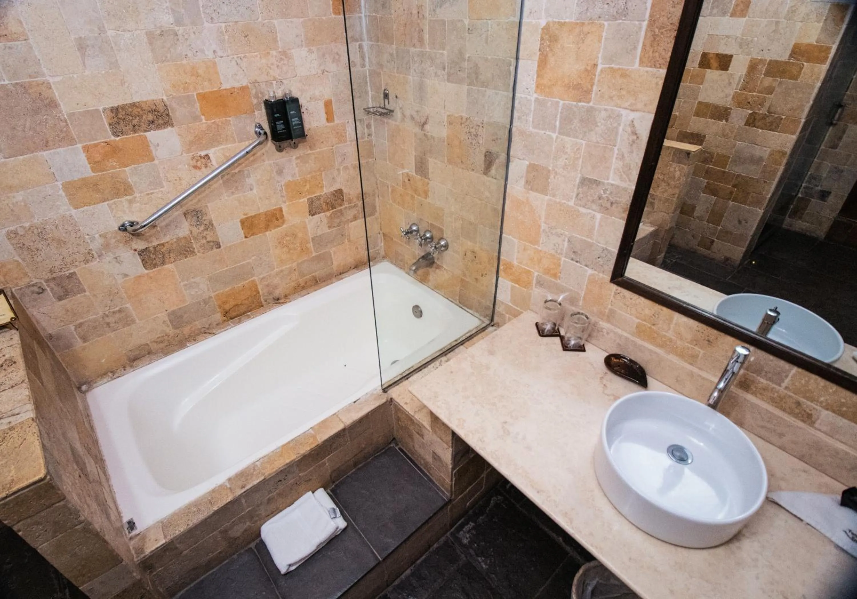 Toilet in Tambo del Arriero Hotel Boutique