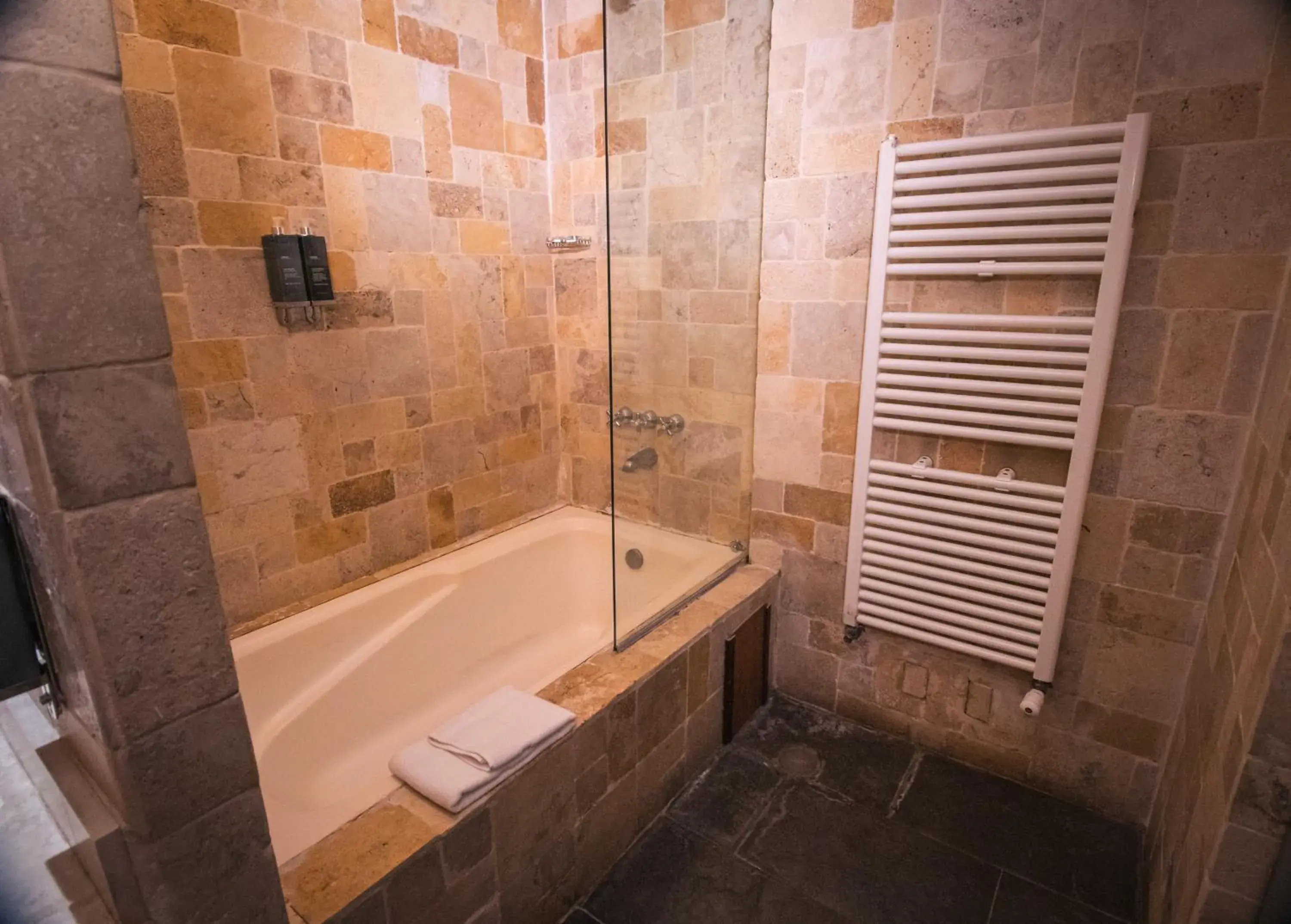 Bathroom in Tambo del Arriero Hotel Boutique Bathroom in Tambo del Arriero Hotel Boutique