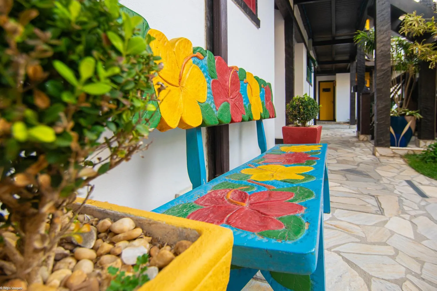 Decorative detail in Chez Pitu Praia Hotel