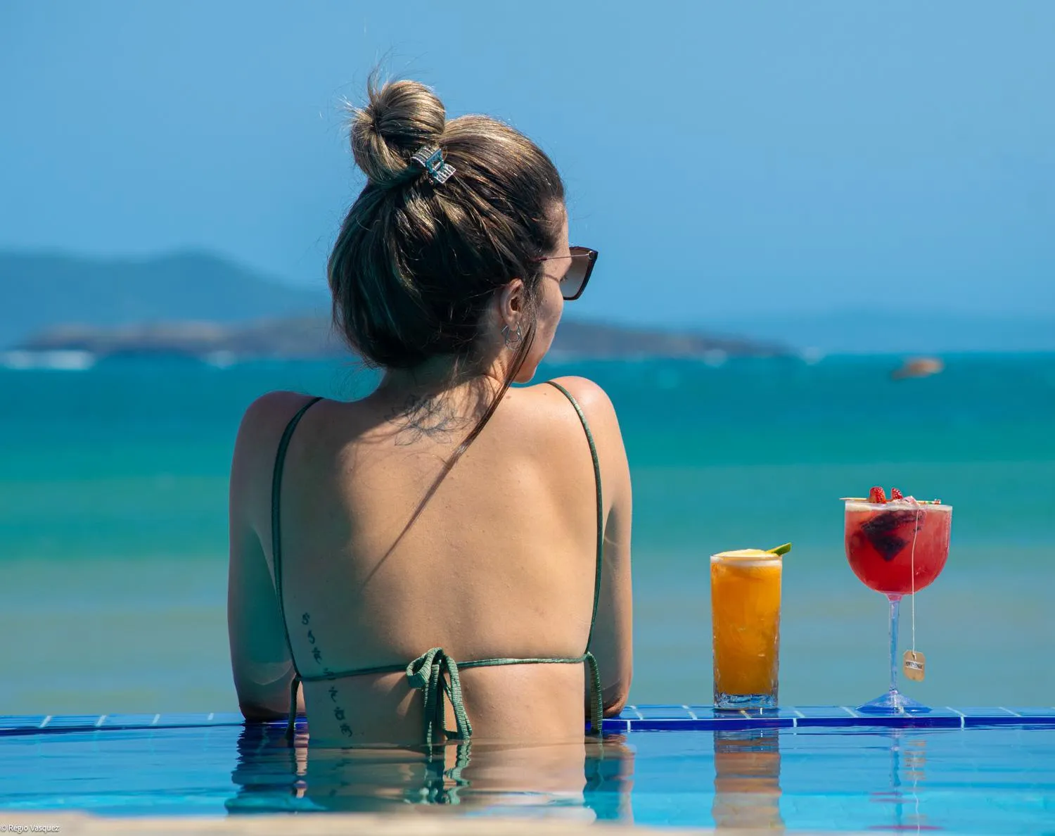 Swimming pool in Chez Pitu Praia Hotel