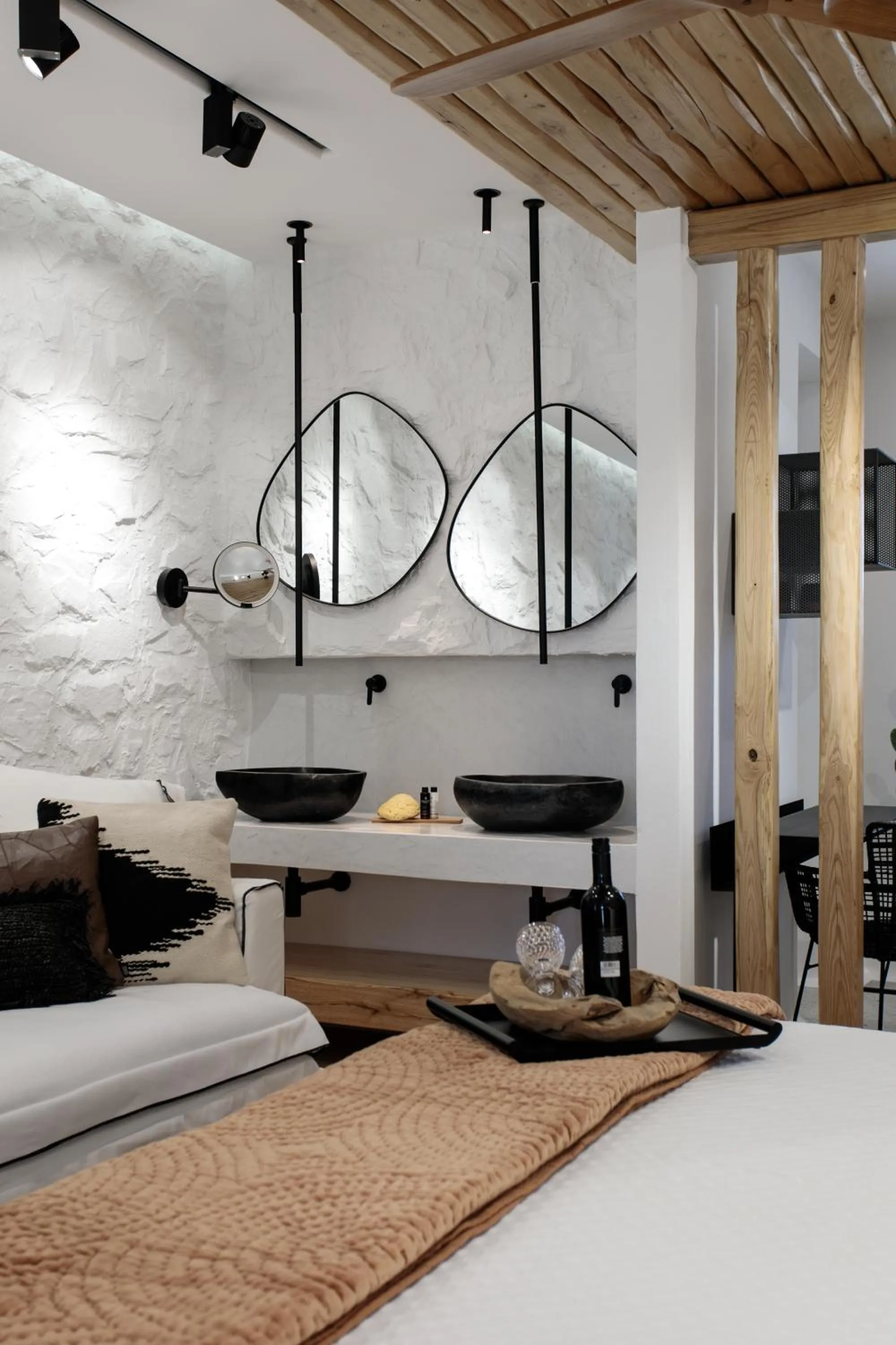 Decorative detail, Bed in Alkyoni Beach Hotel