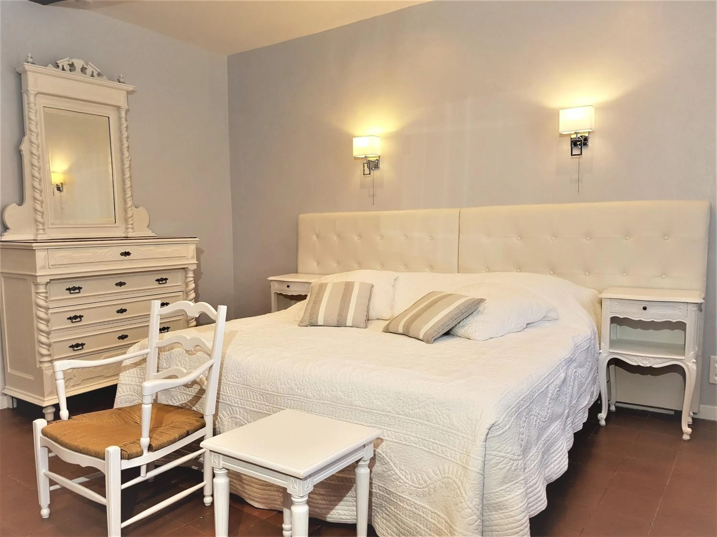 Bedroom, Bed in B&B with charm, quiet, kitchen, sw pool.