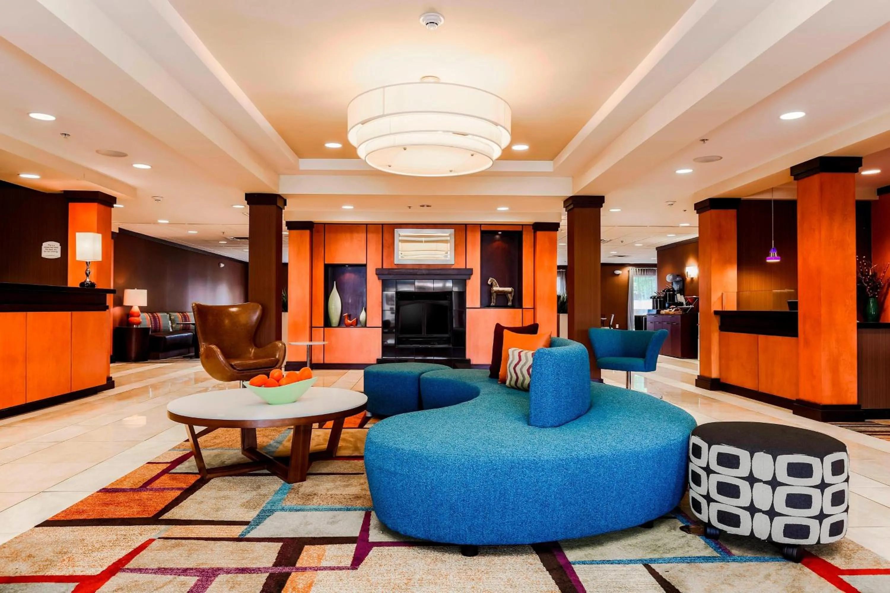 Lobby or reception in Fairfield by Marriott Wilkes-Barre