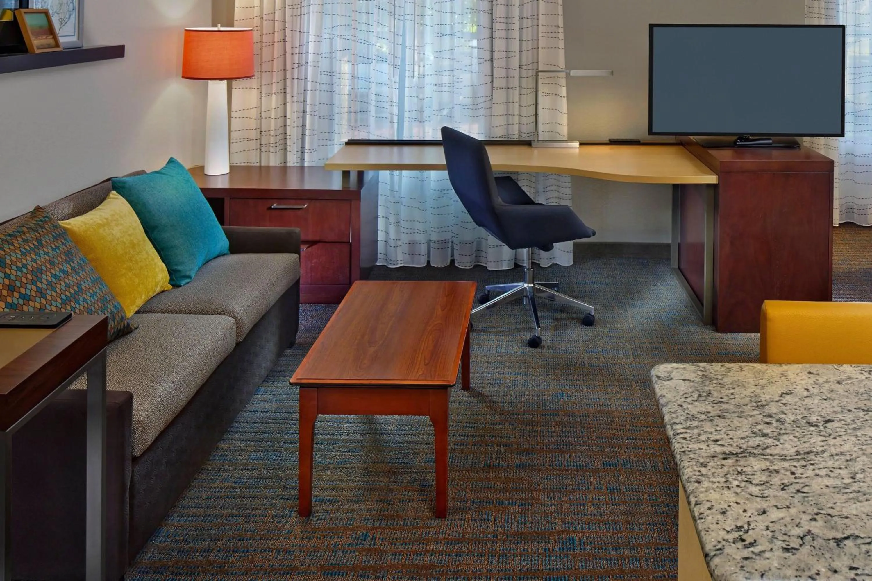 Living room in Residence Inn Hartford Avon